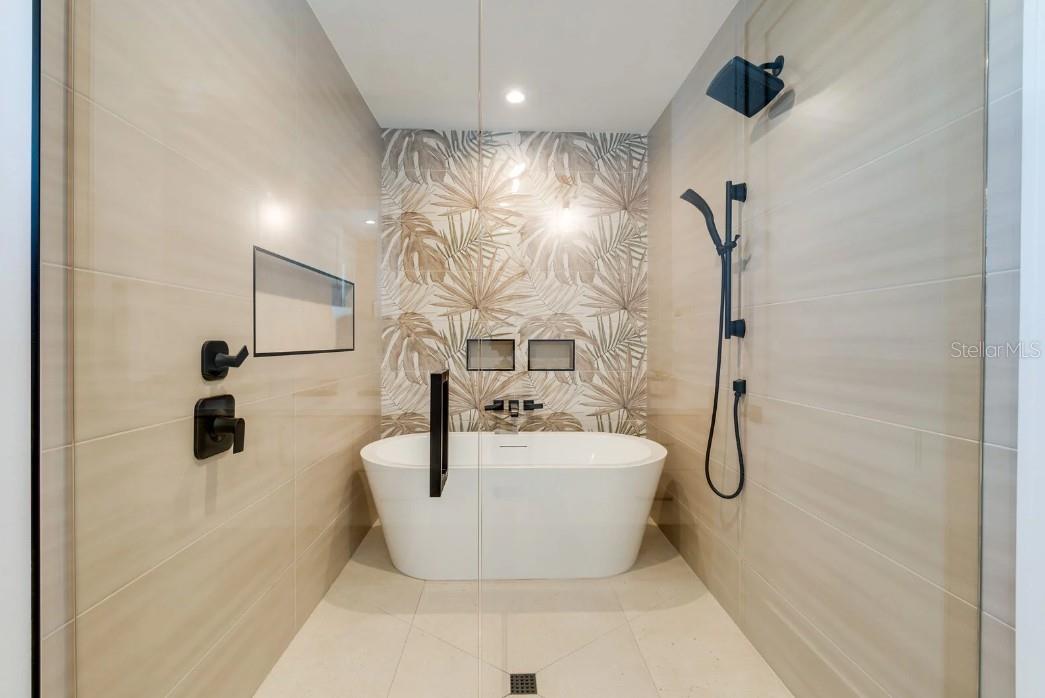9407 GULF DR — photo 14