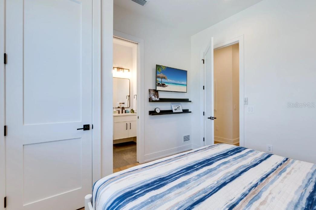 9407 GULF DR — photo 21