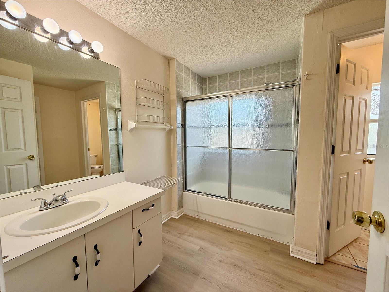 1702 SUNKISSED DR — photo 21