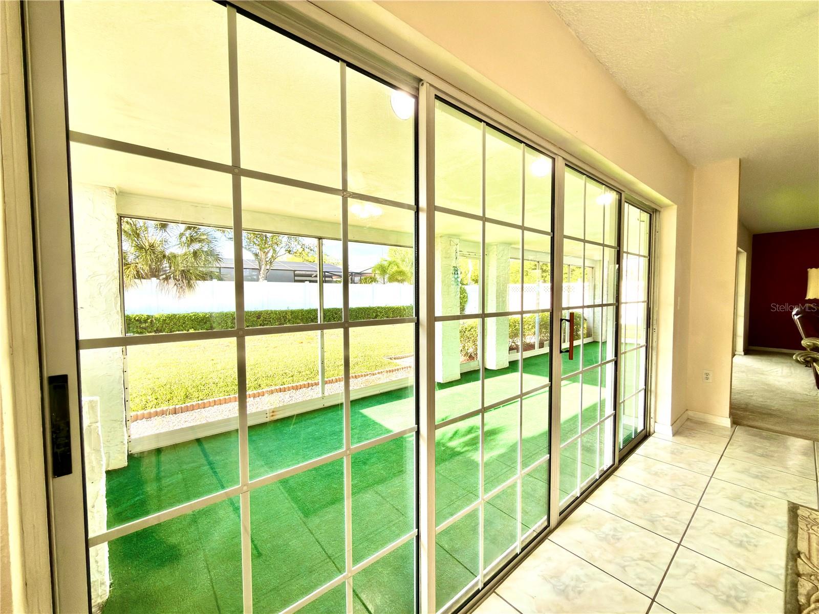 1702 SUNKISSED DR — photo 11