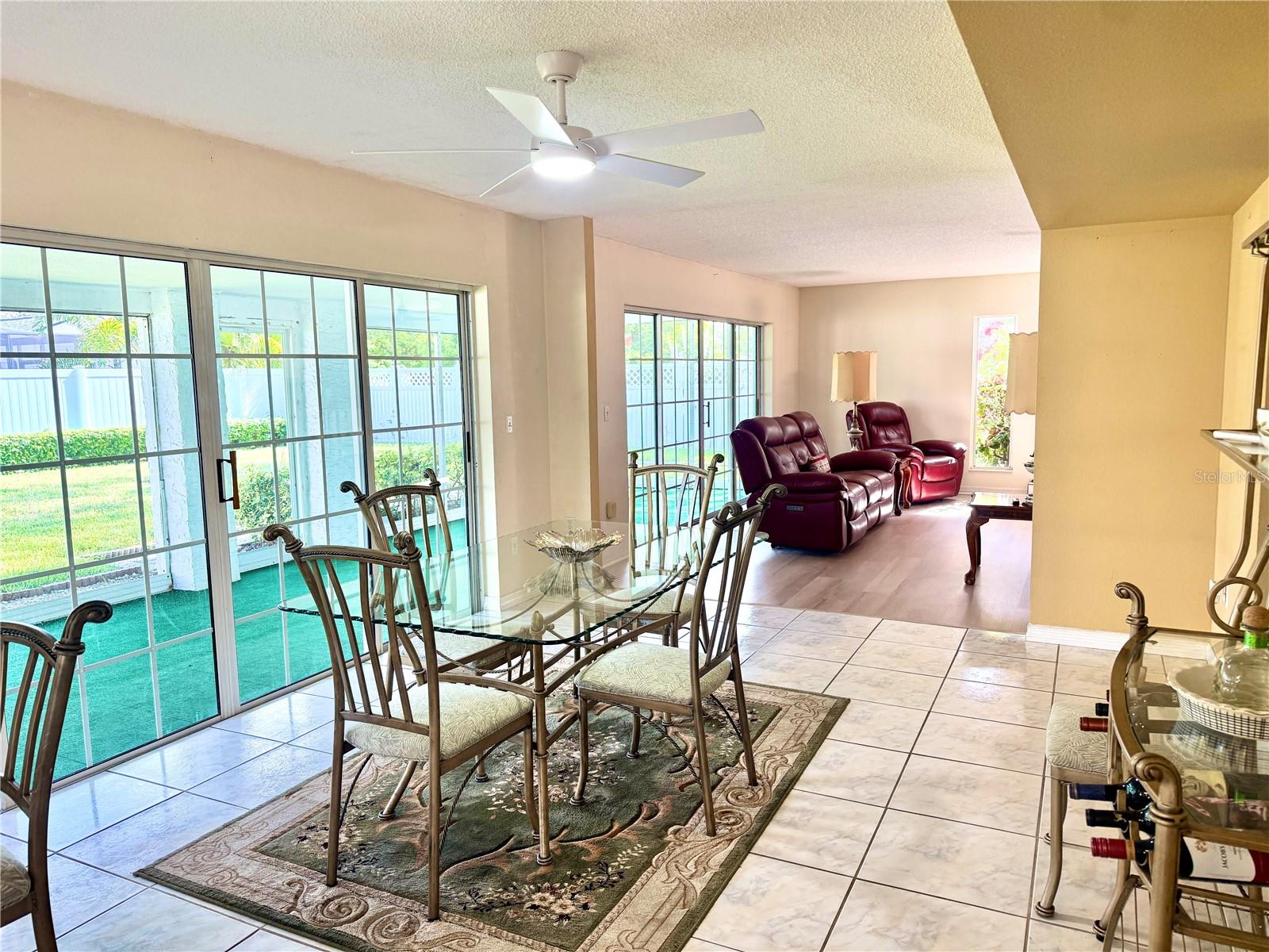 1702 SUNKISSED DR — photo 14