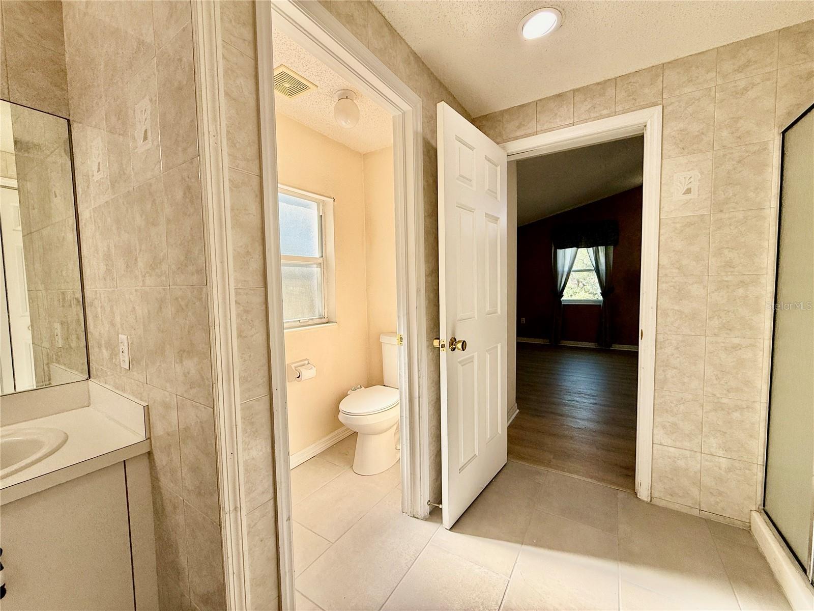 1702 SUNKISSED DR — photo 20