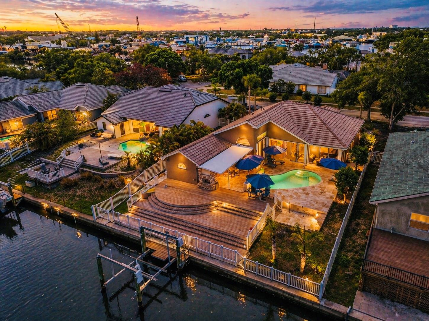 1114 MARINA DR — photo 2