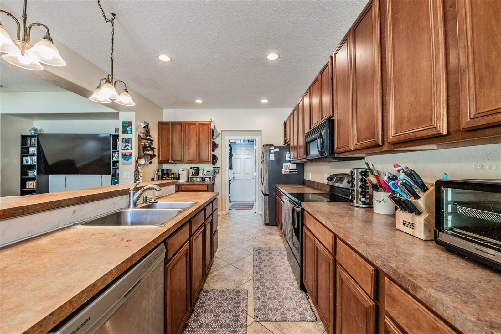 10945 SUBTLE TRAIL DR — photo 11