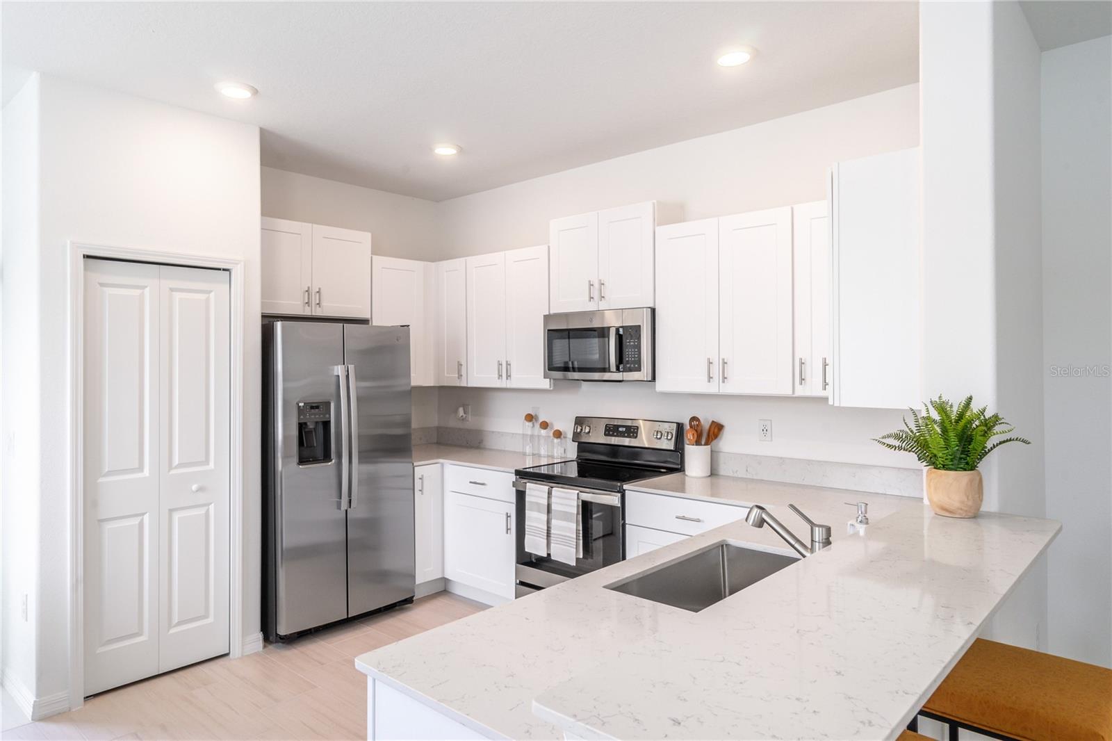 5095 CAPRI HARBOR DR — photo 7