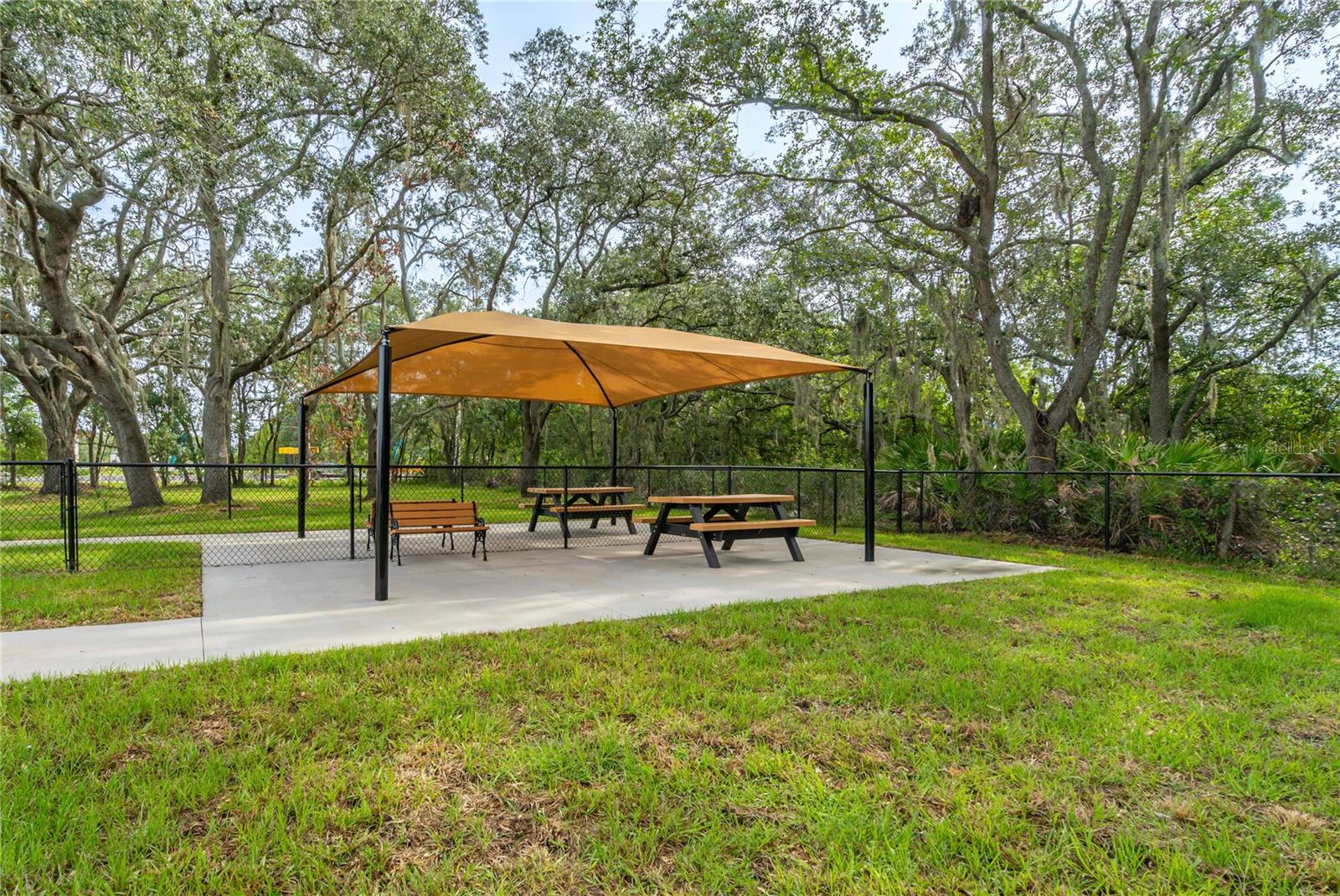 5095 CAPRI HARBOR DR — photo 20