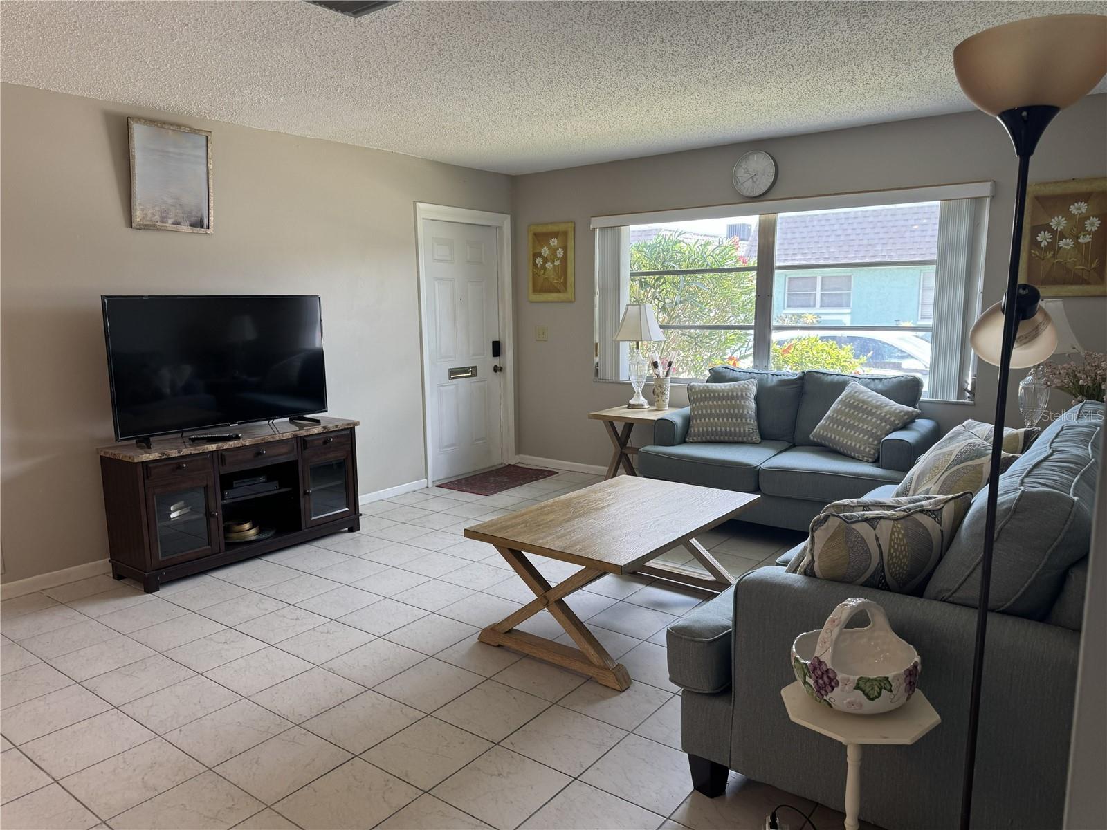 7007 VERSAILLES N #n/a — photo 2
