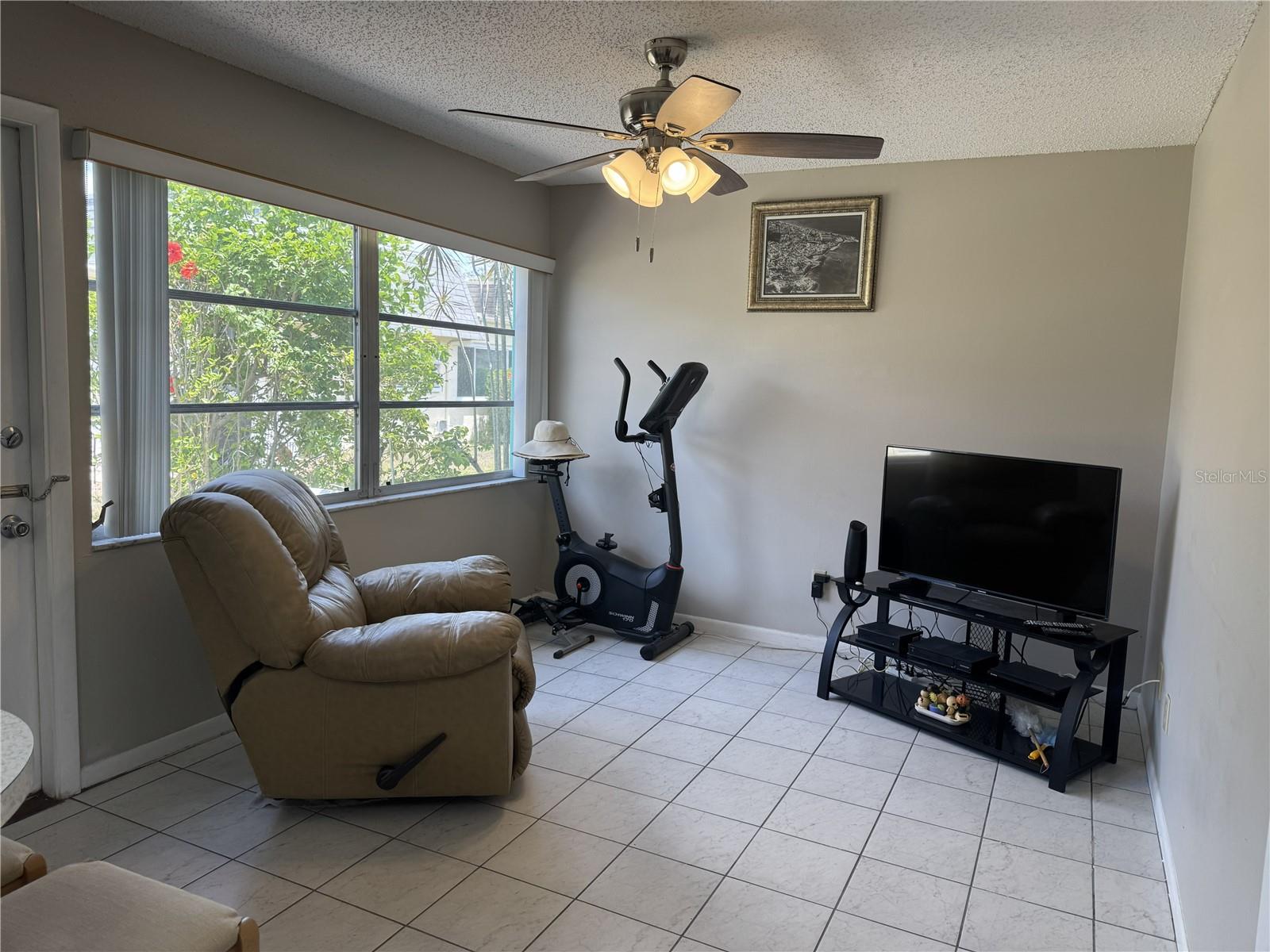 7007 VERSAILLES N #n/a — photo 7