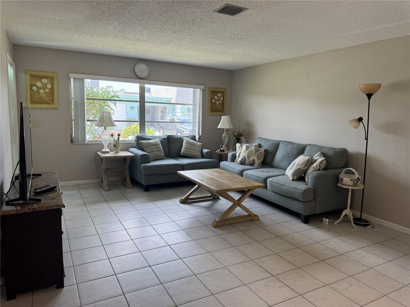 7007 VERSAILLES N #n/a — photo 3