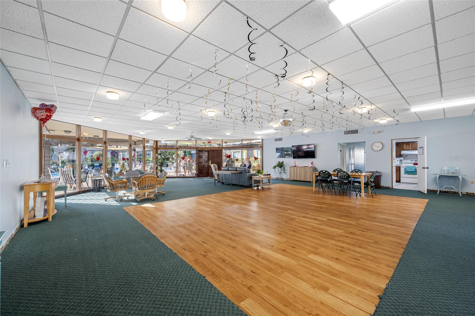 1243 S MARTIN LUTHER KING JR AVE #C505 — photo 41