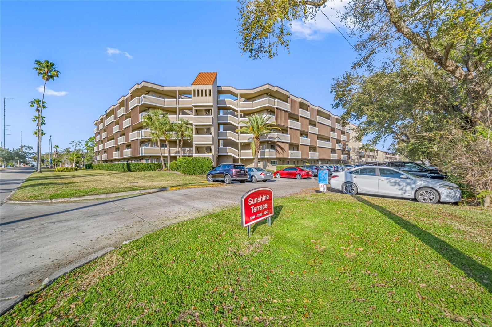 1243 S MARTIN LUTHER KING JR AVE #C505 — photo 46