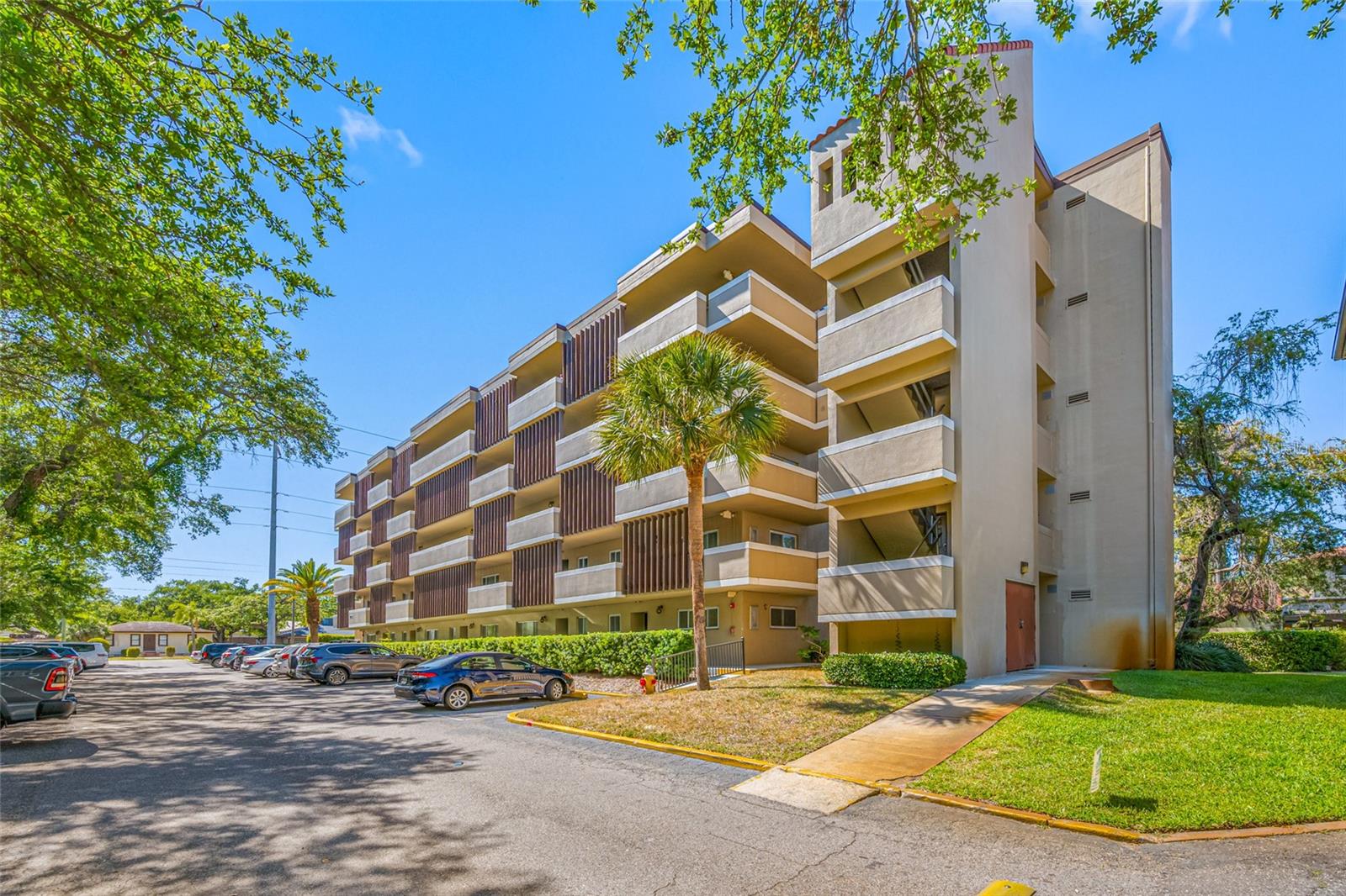 1243 S MARTIN LUTHER KING JR AVE #C505 — photo 47