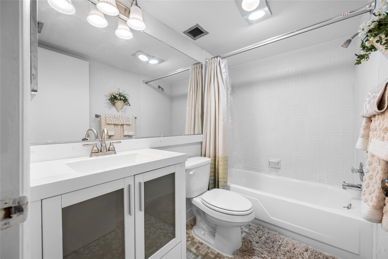 1243 S MARTIN LUTHER KING JR AVE #C505 — photo 32