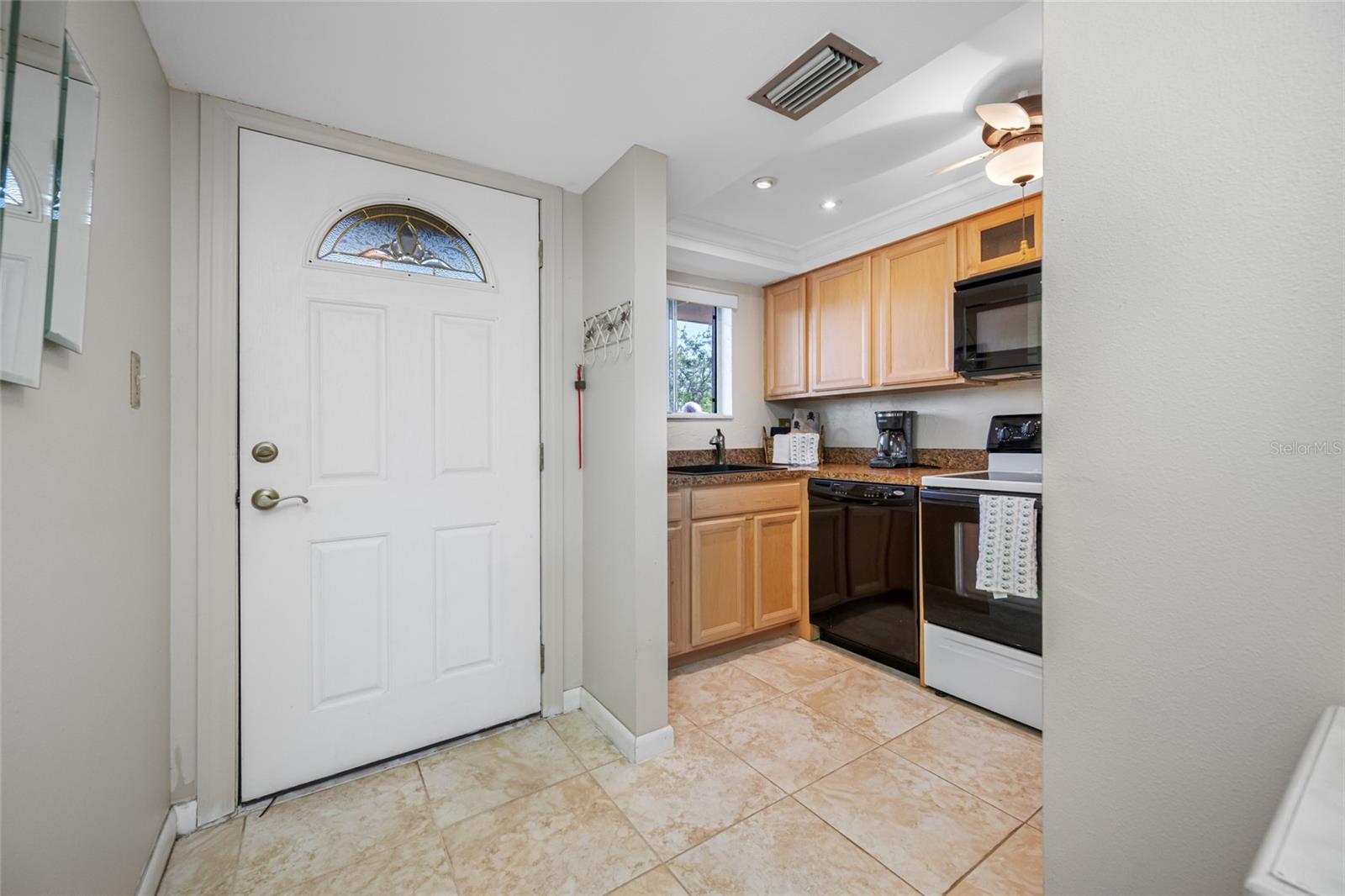 1243 S MARTIN LUTHER KING JR AVE #C505 — photo 34