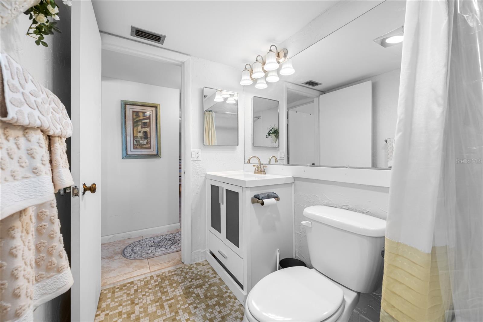 1243 S MARTIN LUTHER KING JR AVE #C505 — photo 33