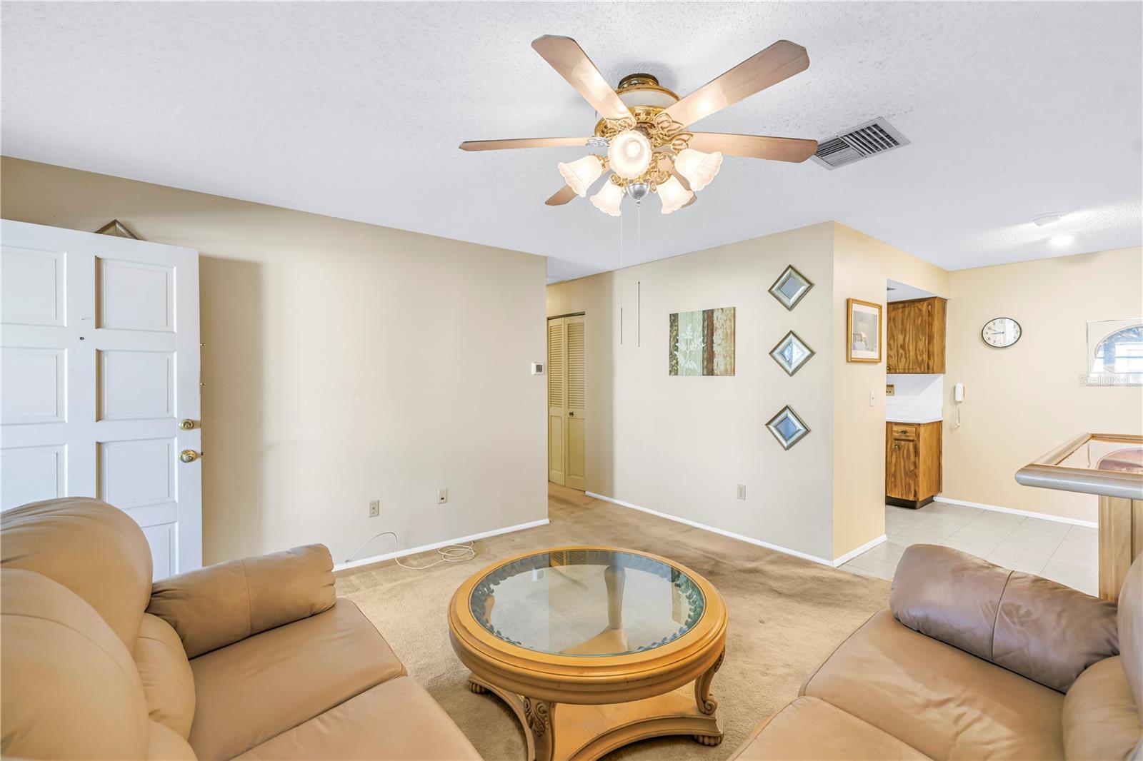 2740 HIGHLANDS BLVD #B — photo 8