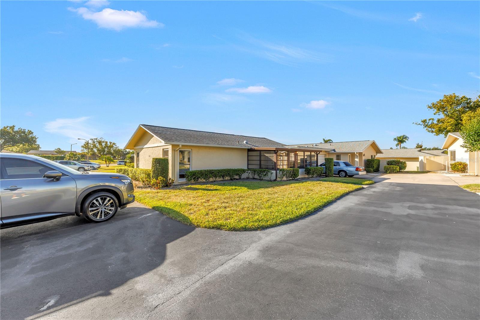 2740 HIGHLANDS BLVD #B — photo 3