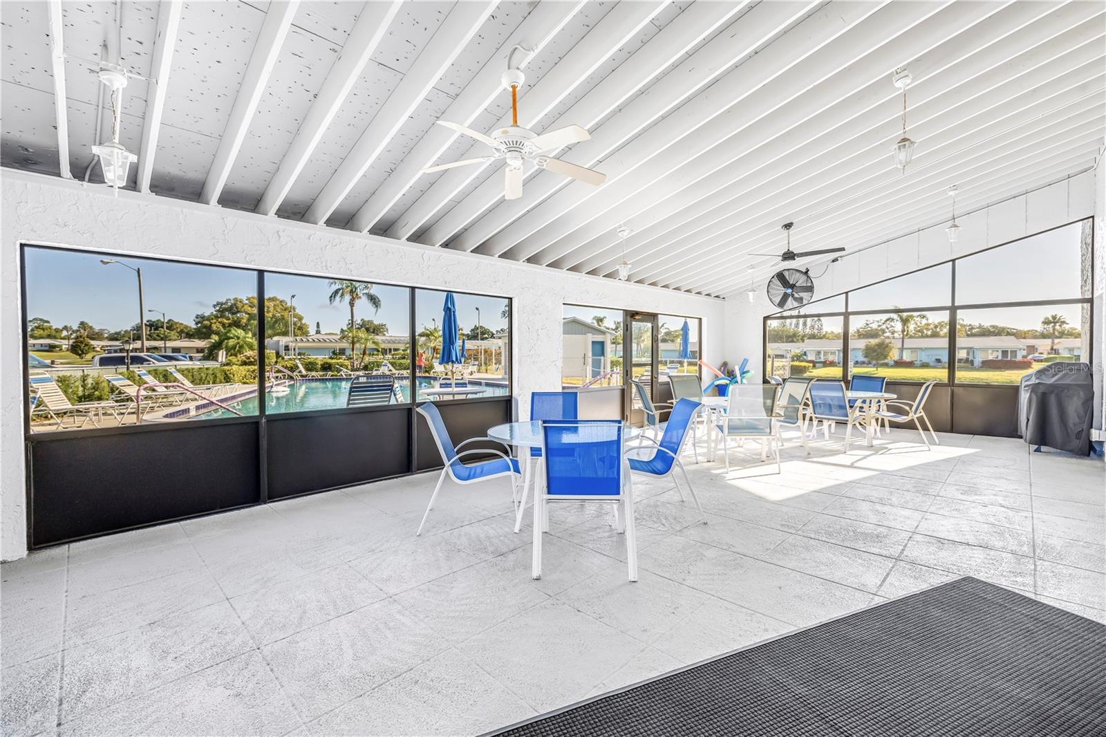 2740 HIGHLANDS BLVD #B — photo 34