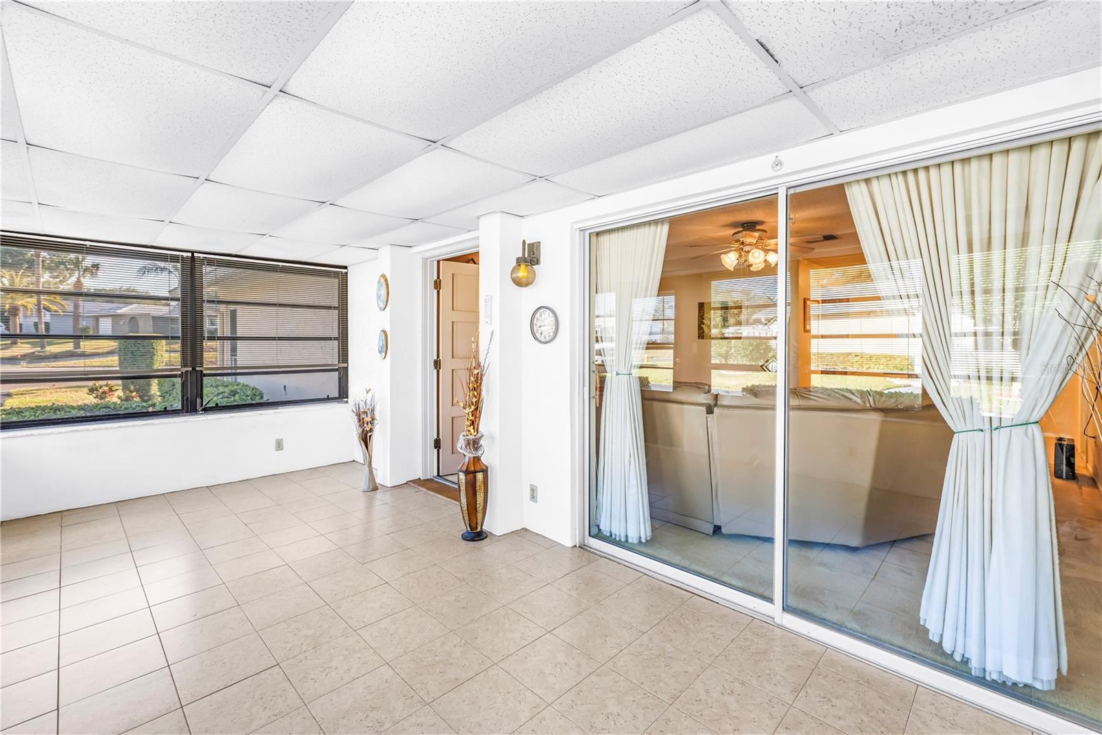 2740 HIGHLANDS BLVD #B — photo 26