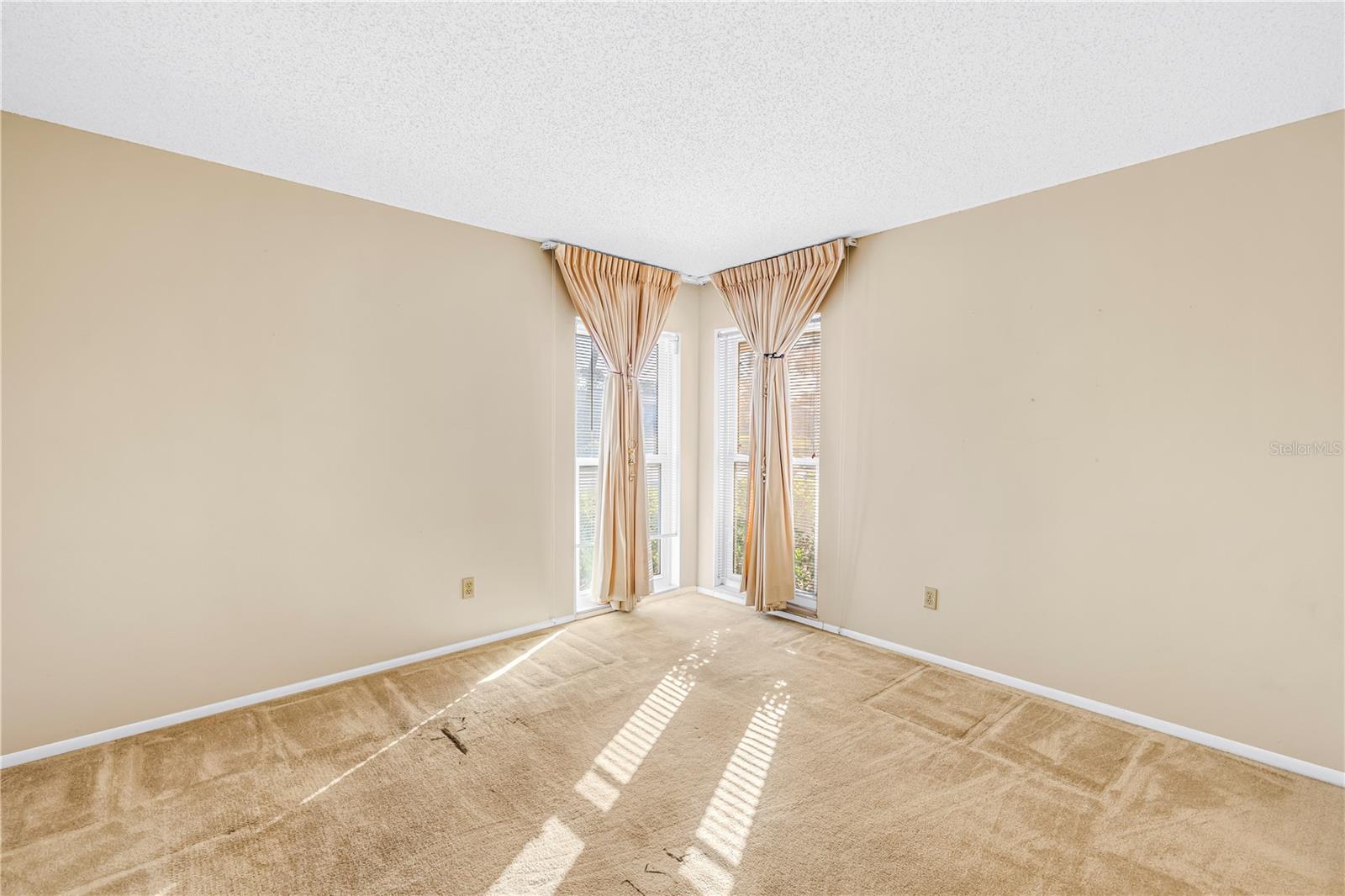2740 HIGHLANDS BLVD #B — photo 19