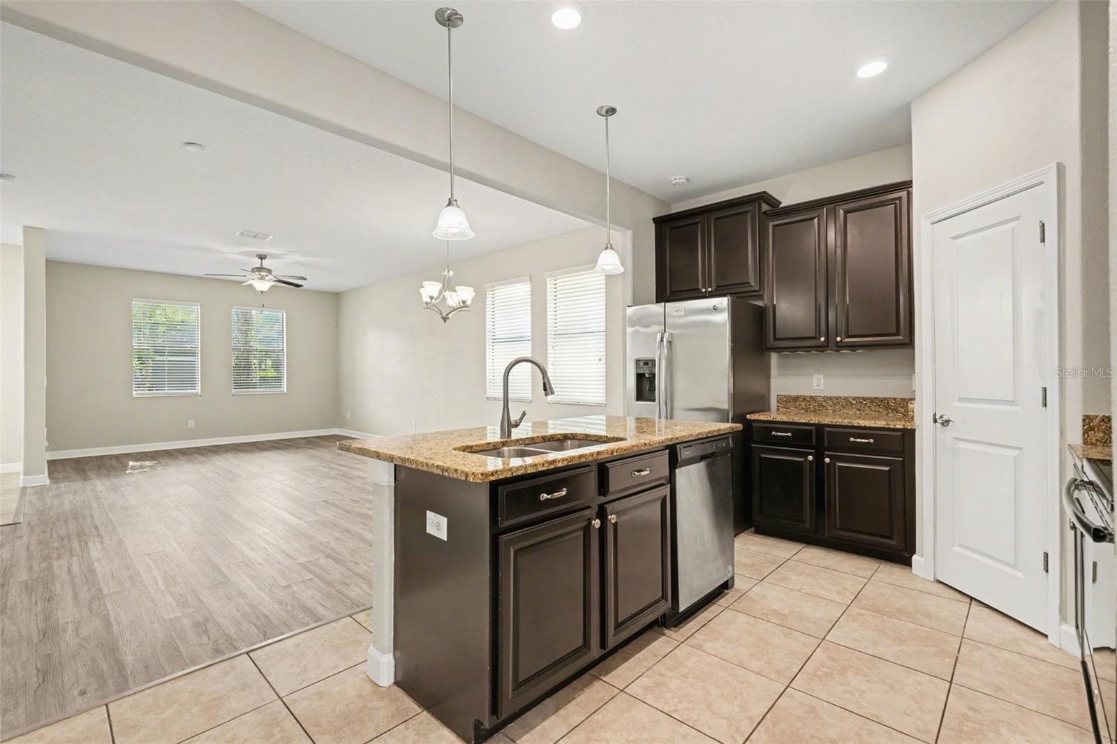 28522 E PLEASANT BAY LOOP — photo 12