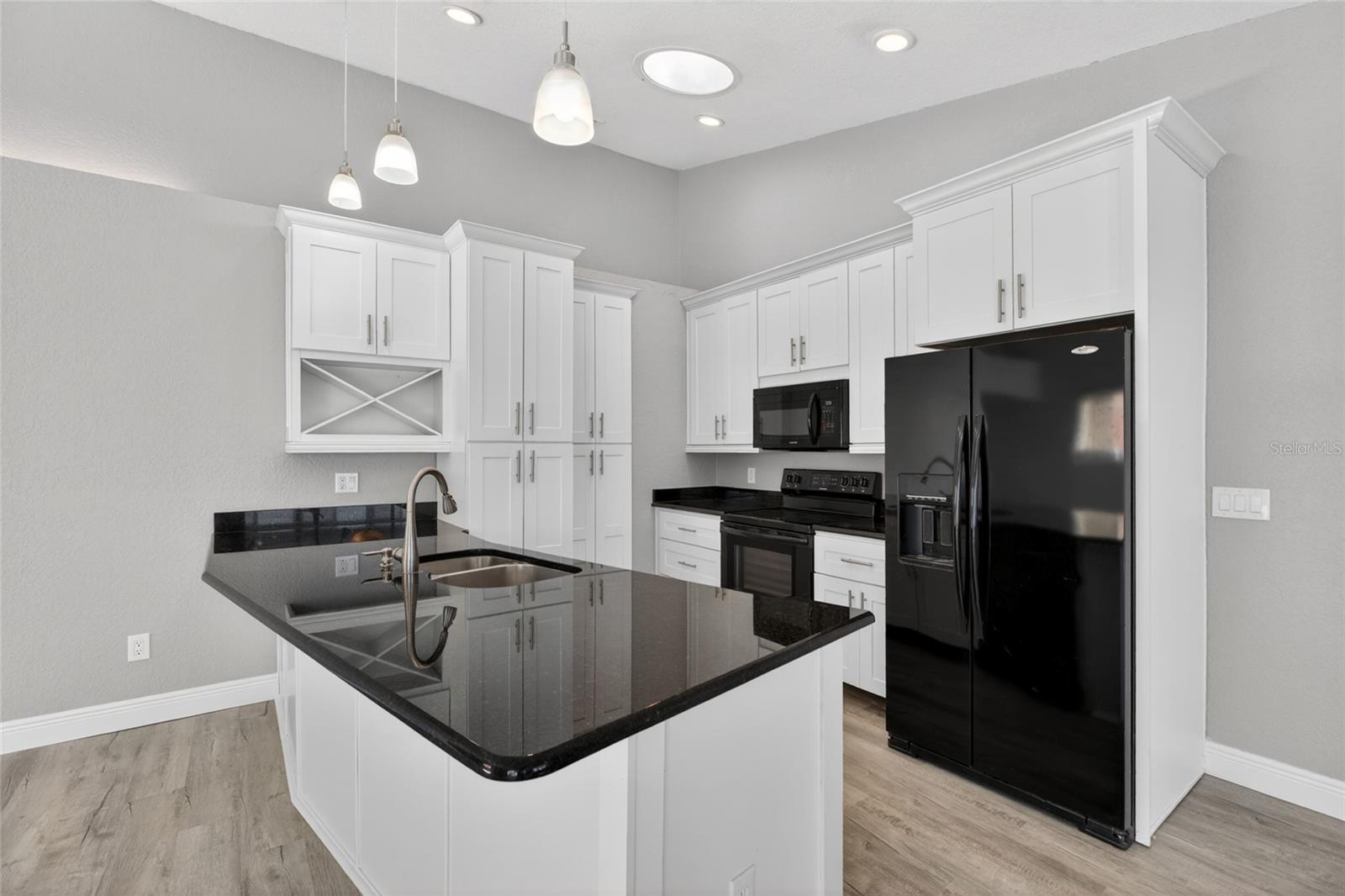 14617 LORIDAWN DR #8 — photo 15