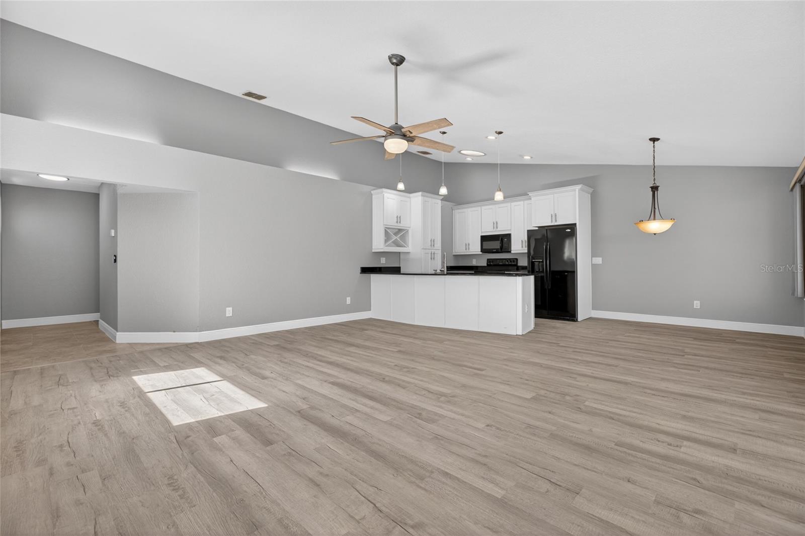 14617 LORIDAWN DR #8 — photo 11