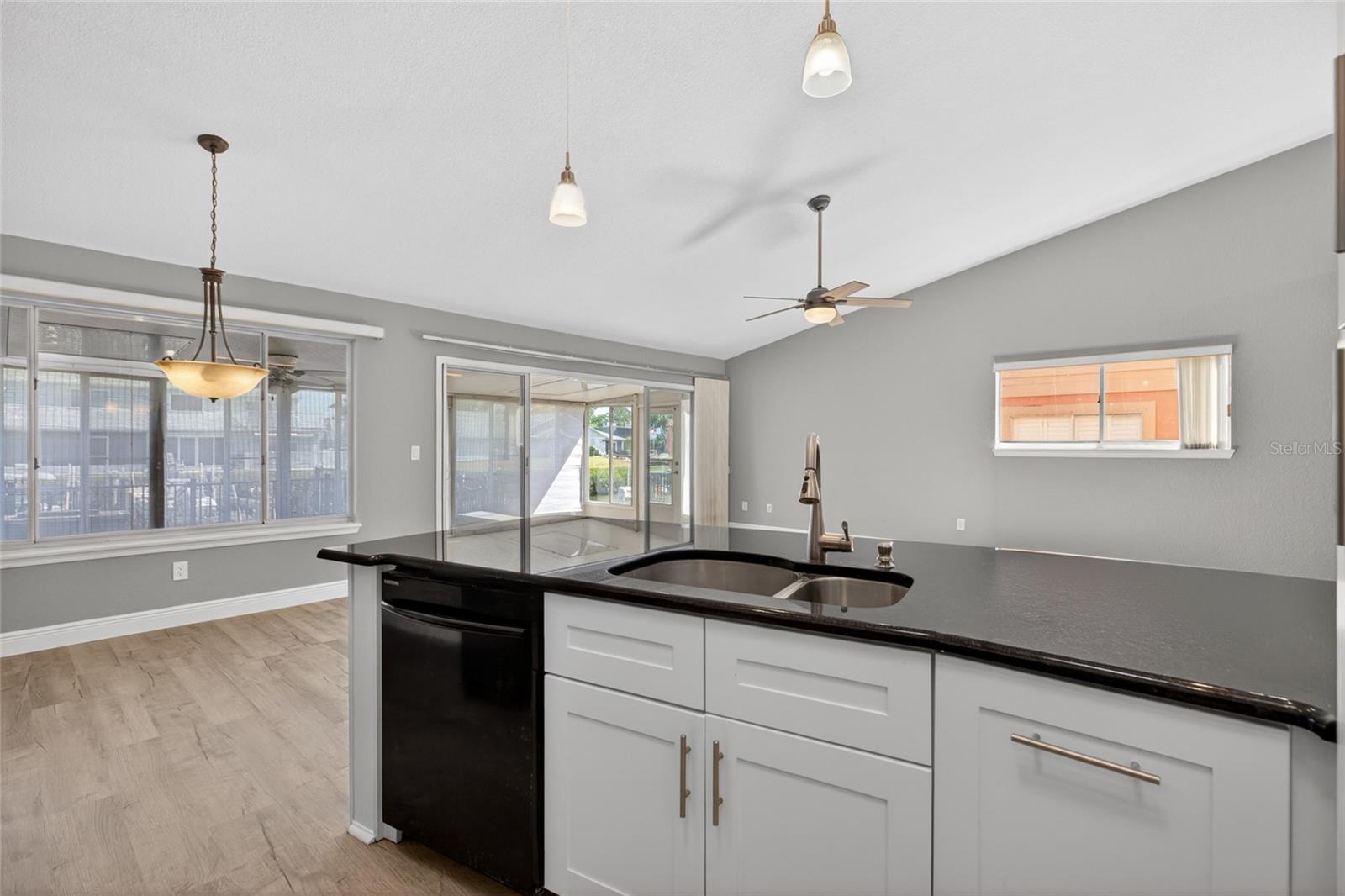 14617 LORIDAWN DR #8 — photo 20