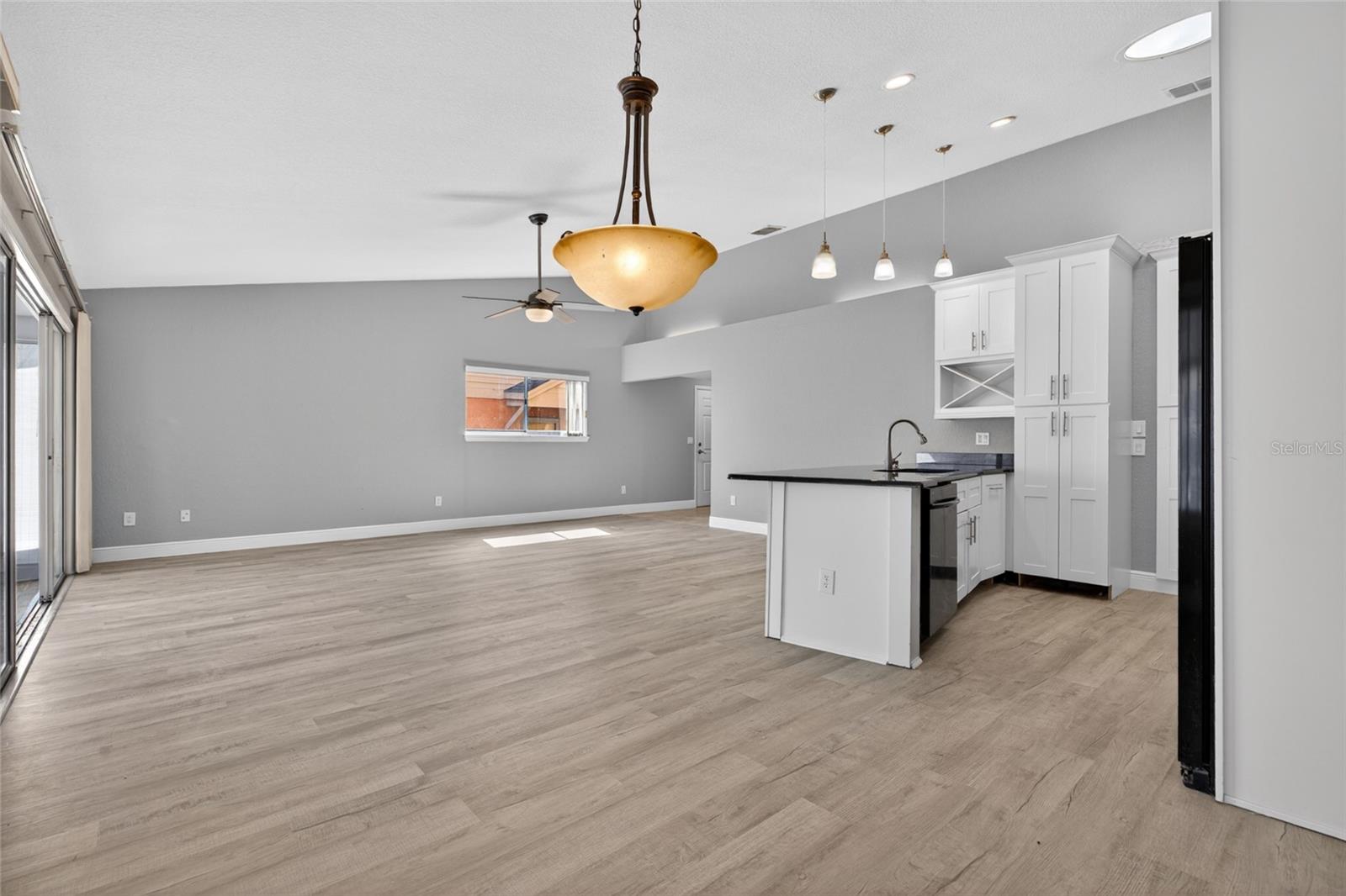 14617 LORIDAWN DR #8 — photo 13