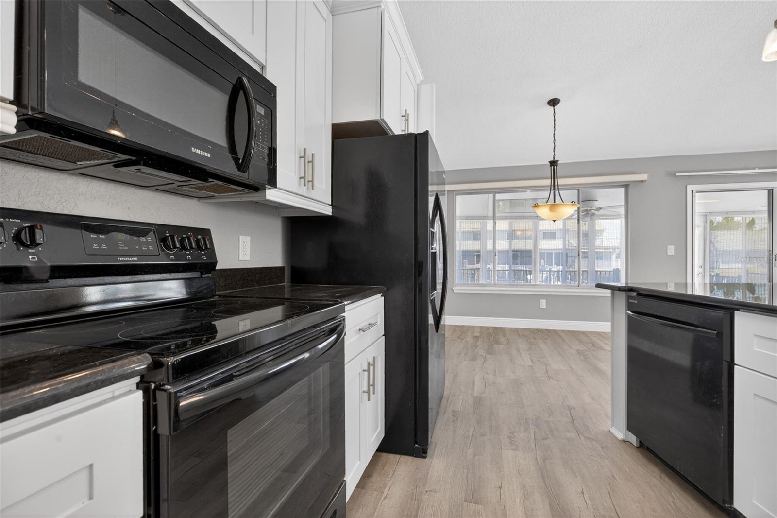 14617 LORIDAWN DR #8 — photo 18