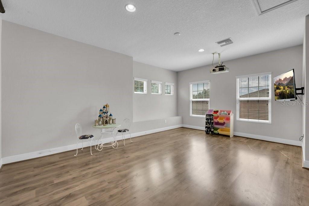 15409 STARLING CROSSING DR — photo 24