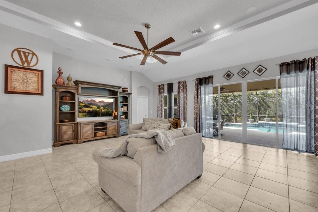 15409 STARLING CROSSING DR — photo 11