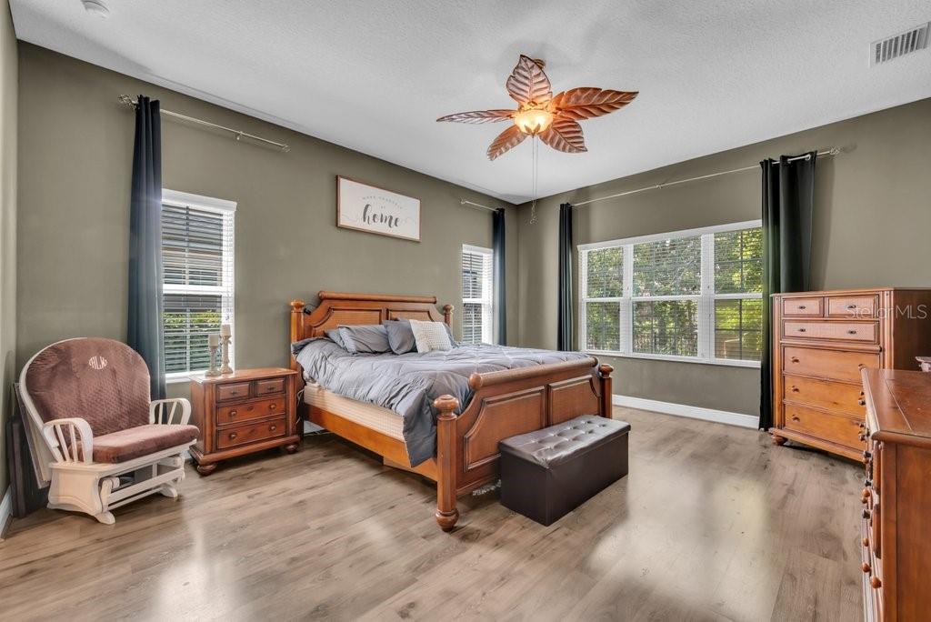 15409 STARLING CROSSING DR — photo 17