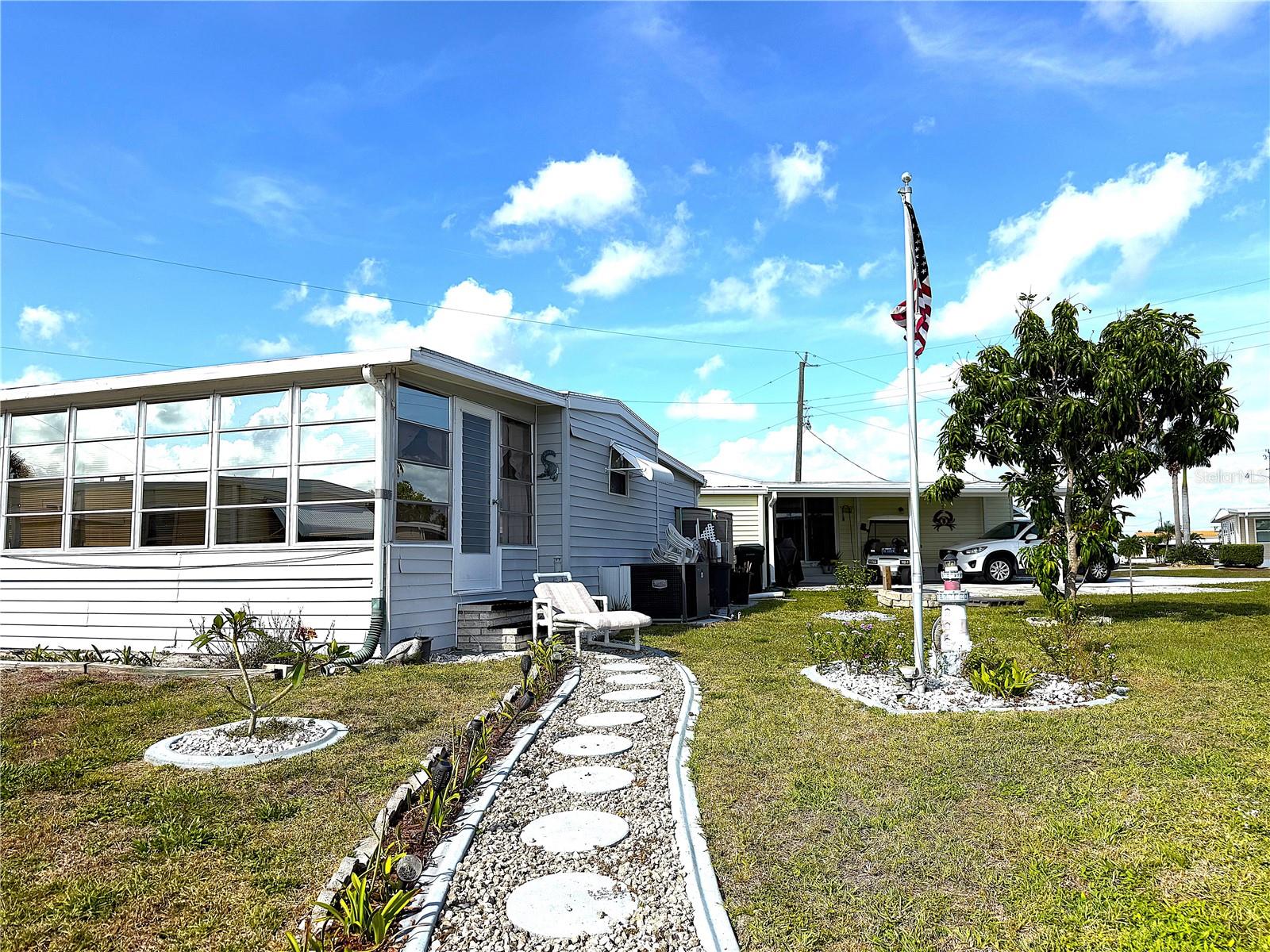 527 BLACKBURN BLVD — photo 23