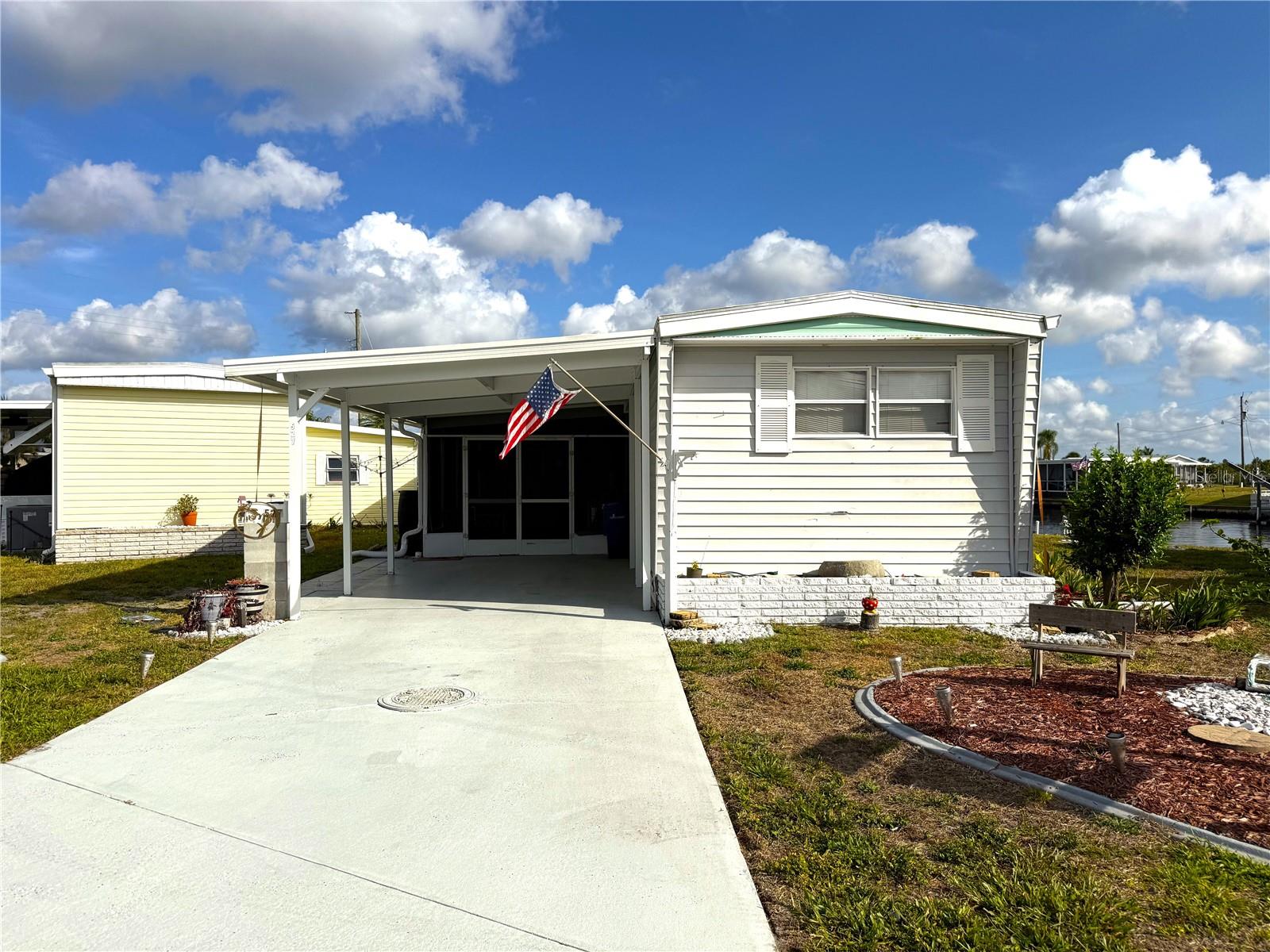 527 BLACKBURN BLVD — photo 20