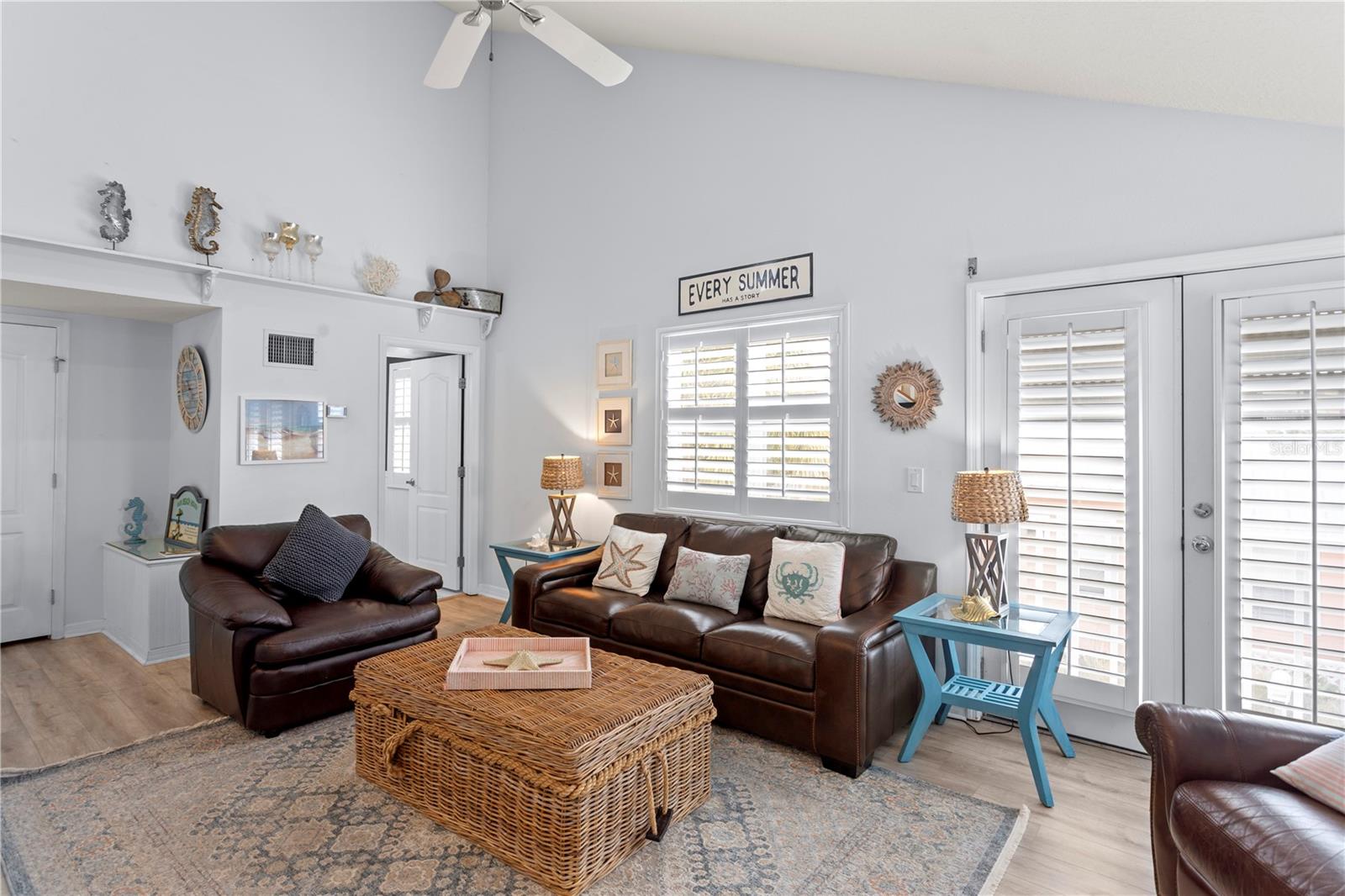 13095 GULF LN — photo 24