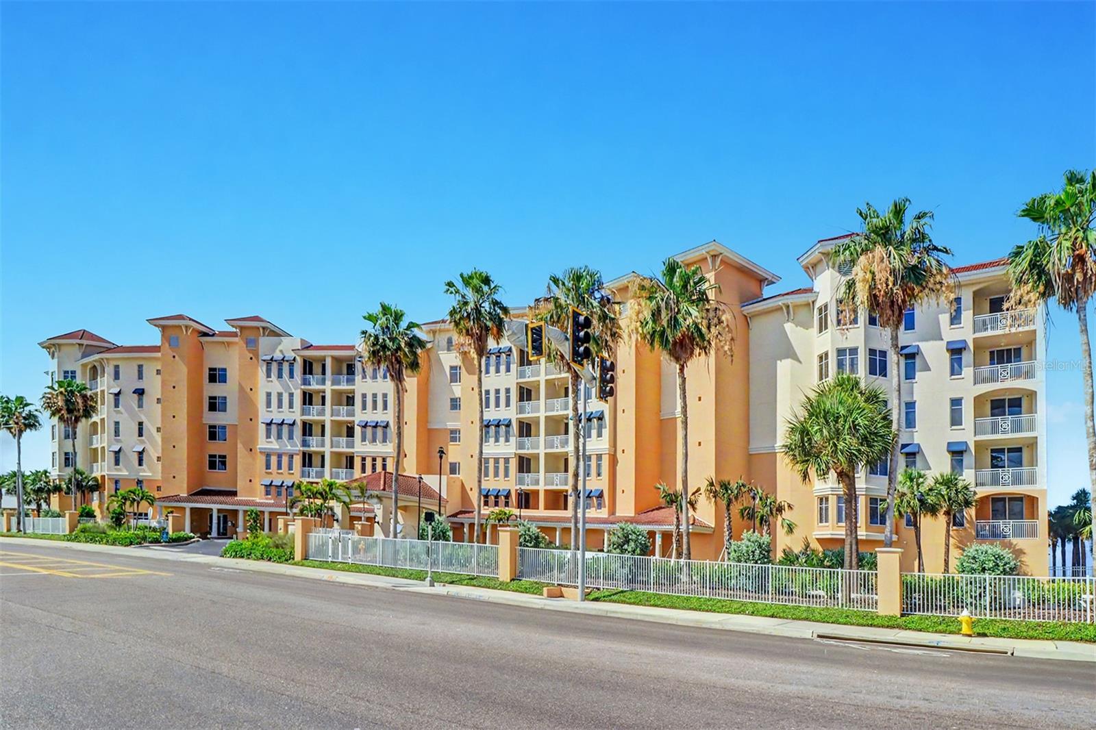15208 GULF BLVD #601 — photo 2