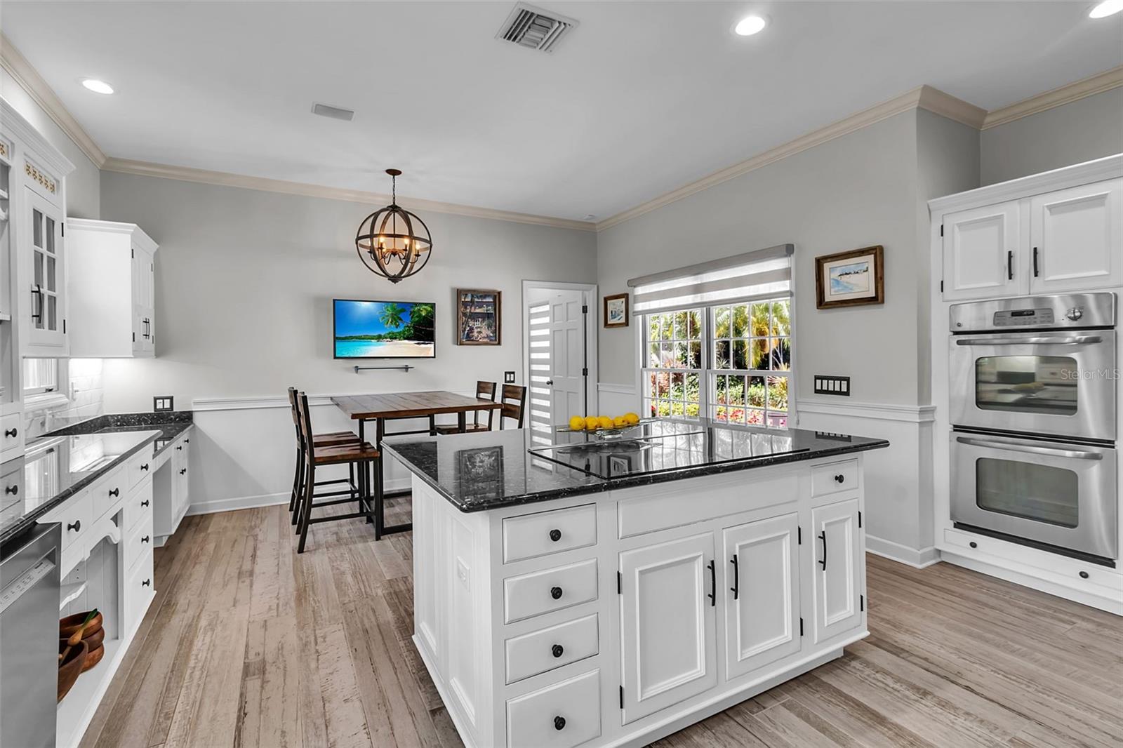 156 BISHOPS COURT RD — photo 37