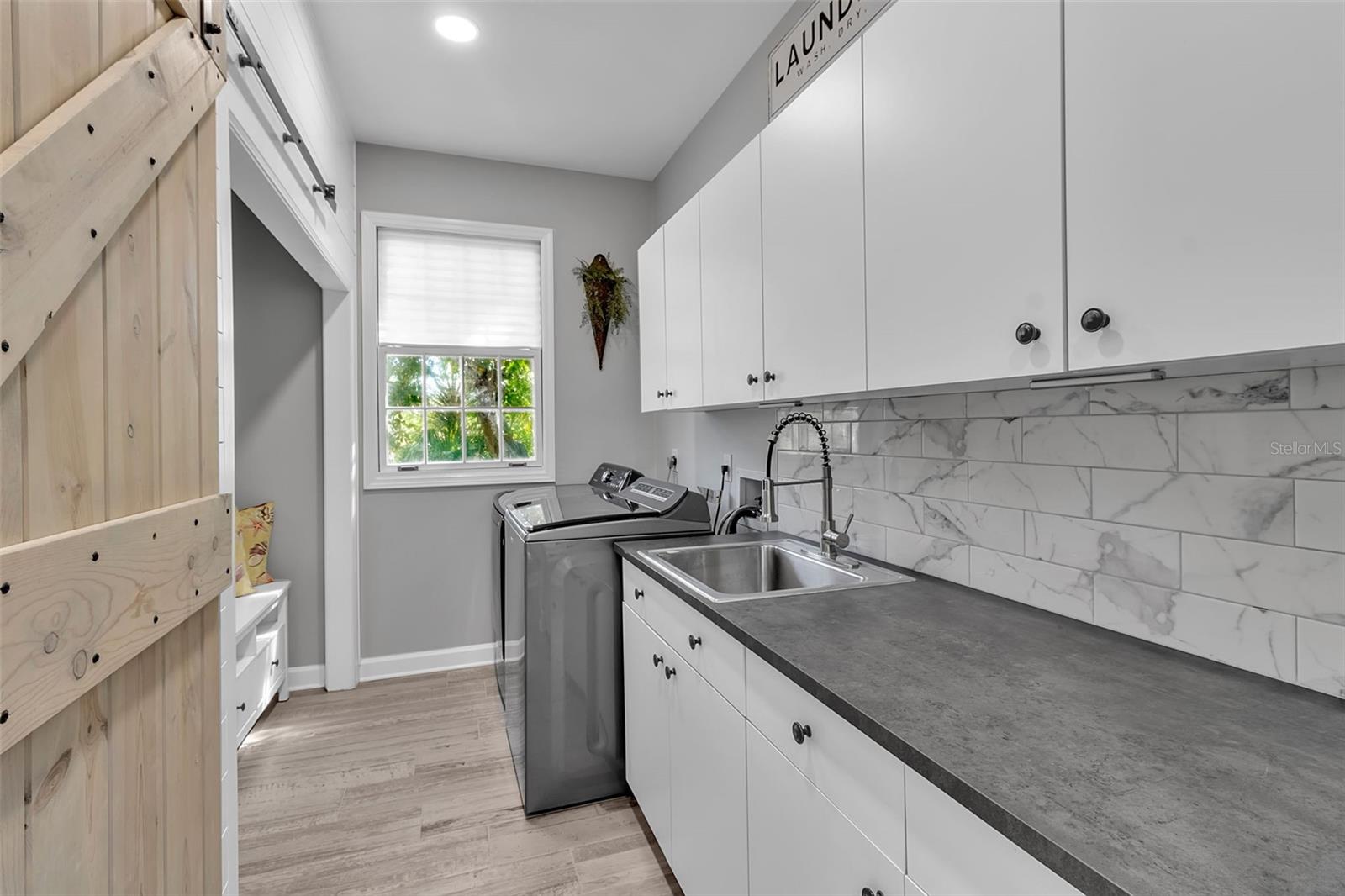 156 BISHOPS COURT RD — photo 39