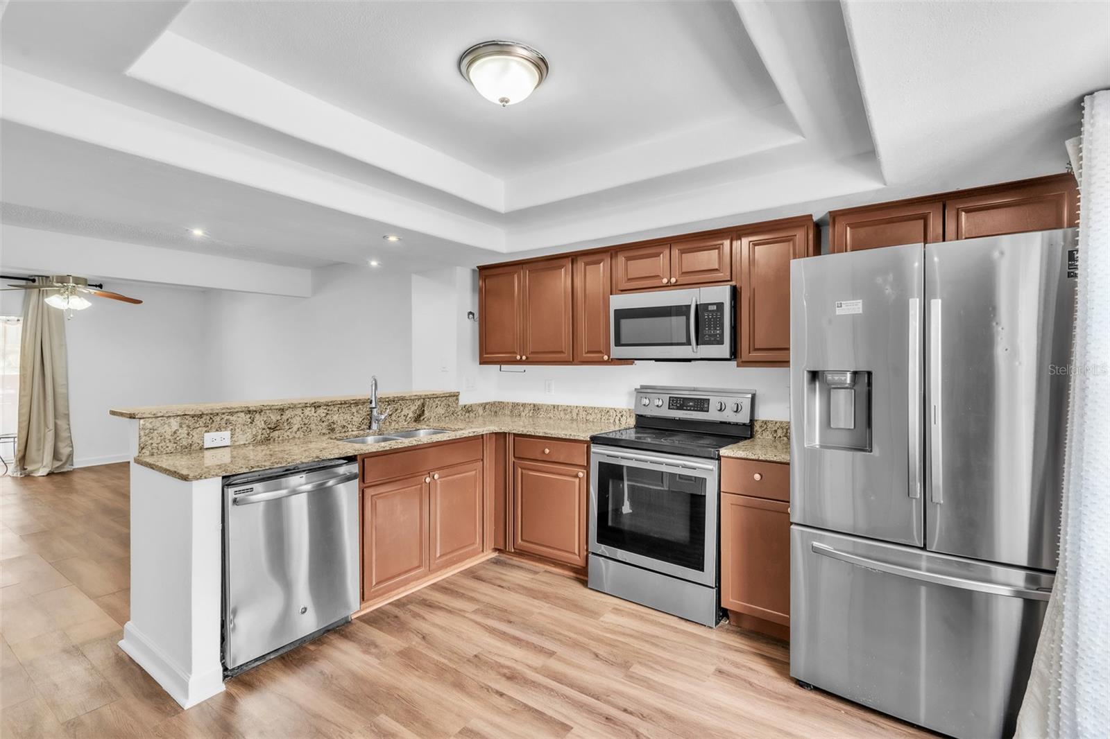 3303 BRIGADOON DR — photo 4