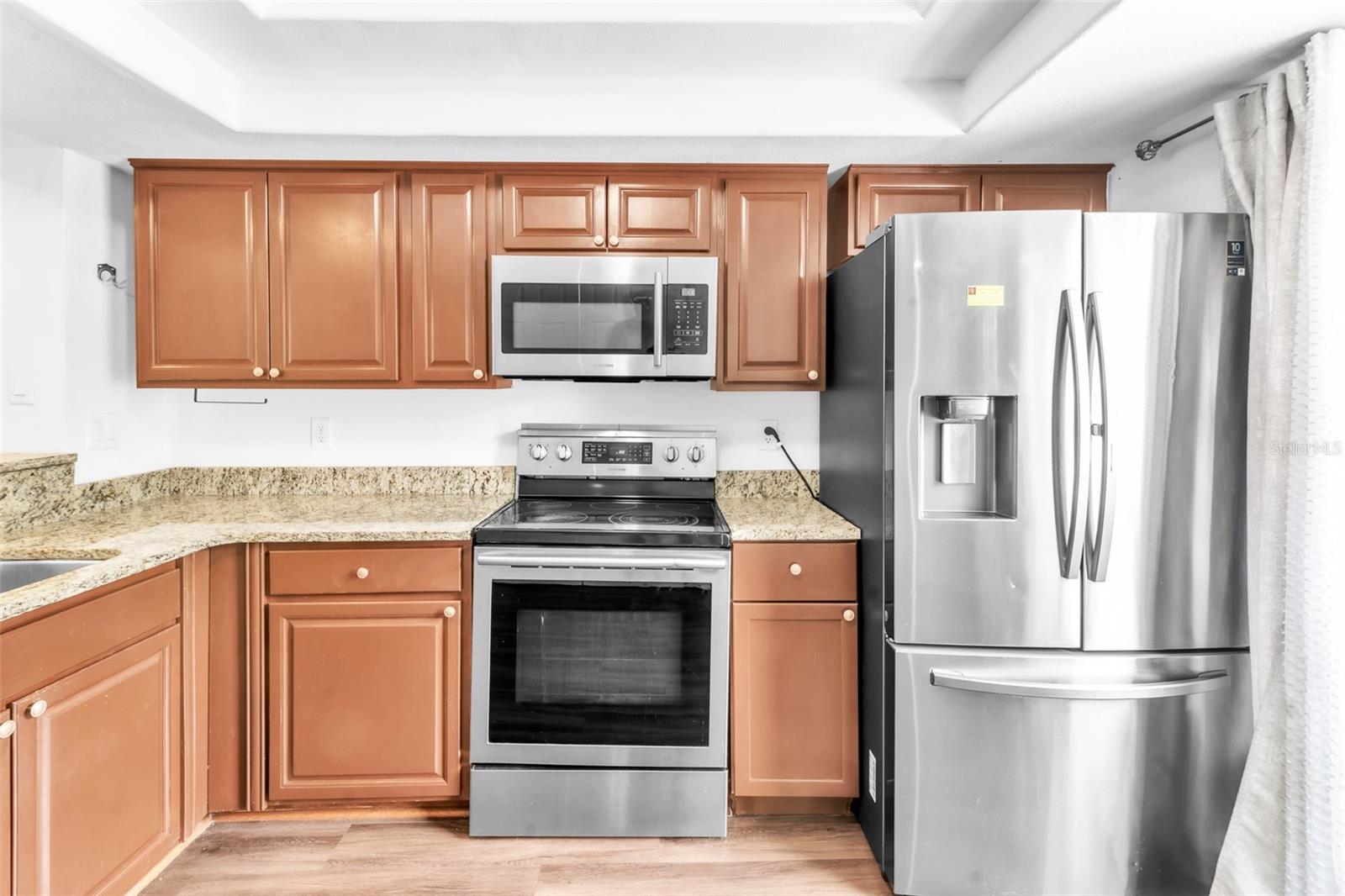 3303 BRIGADOON DR — photo 5