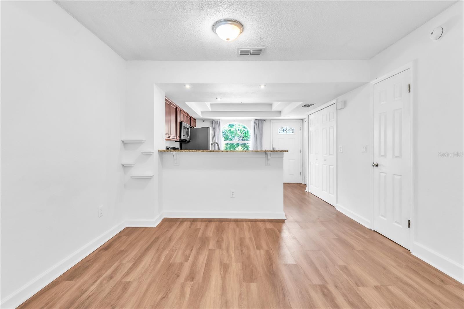 3303 BRIGADOON DR — photo 9