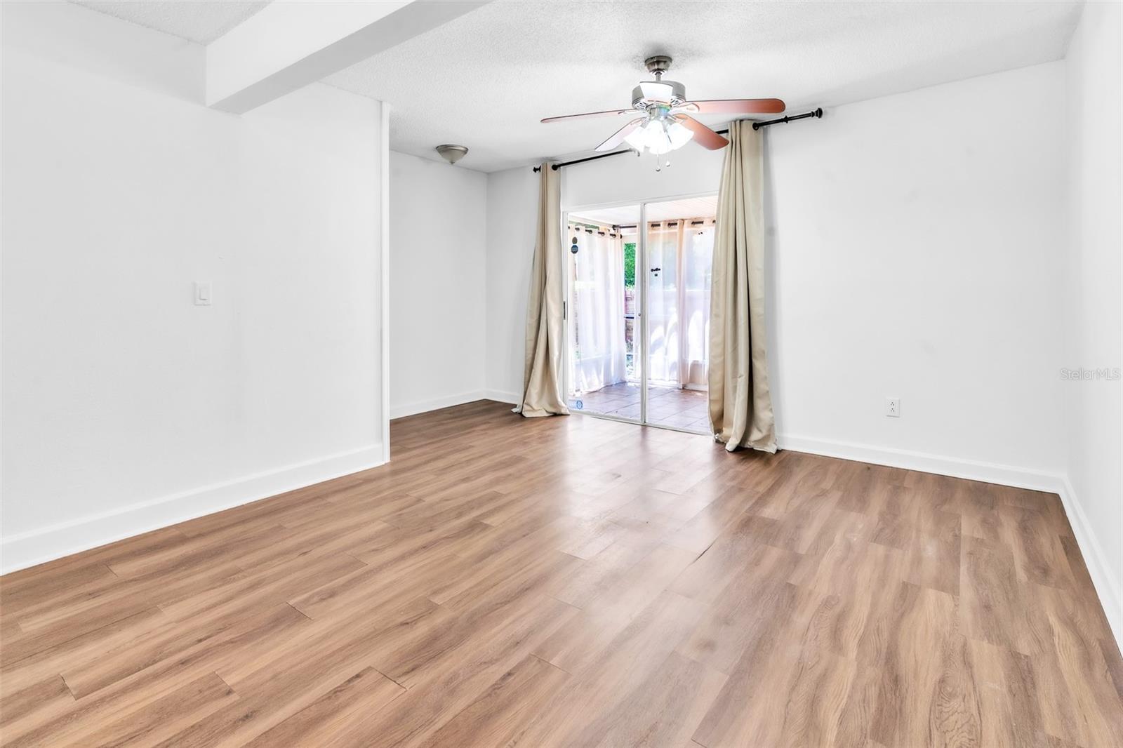 3303 BRIGADOON DR — photo 16
