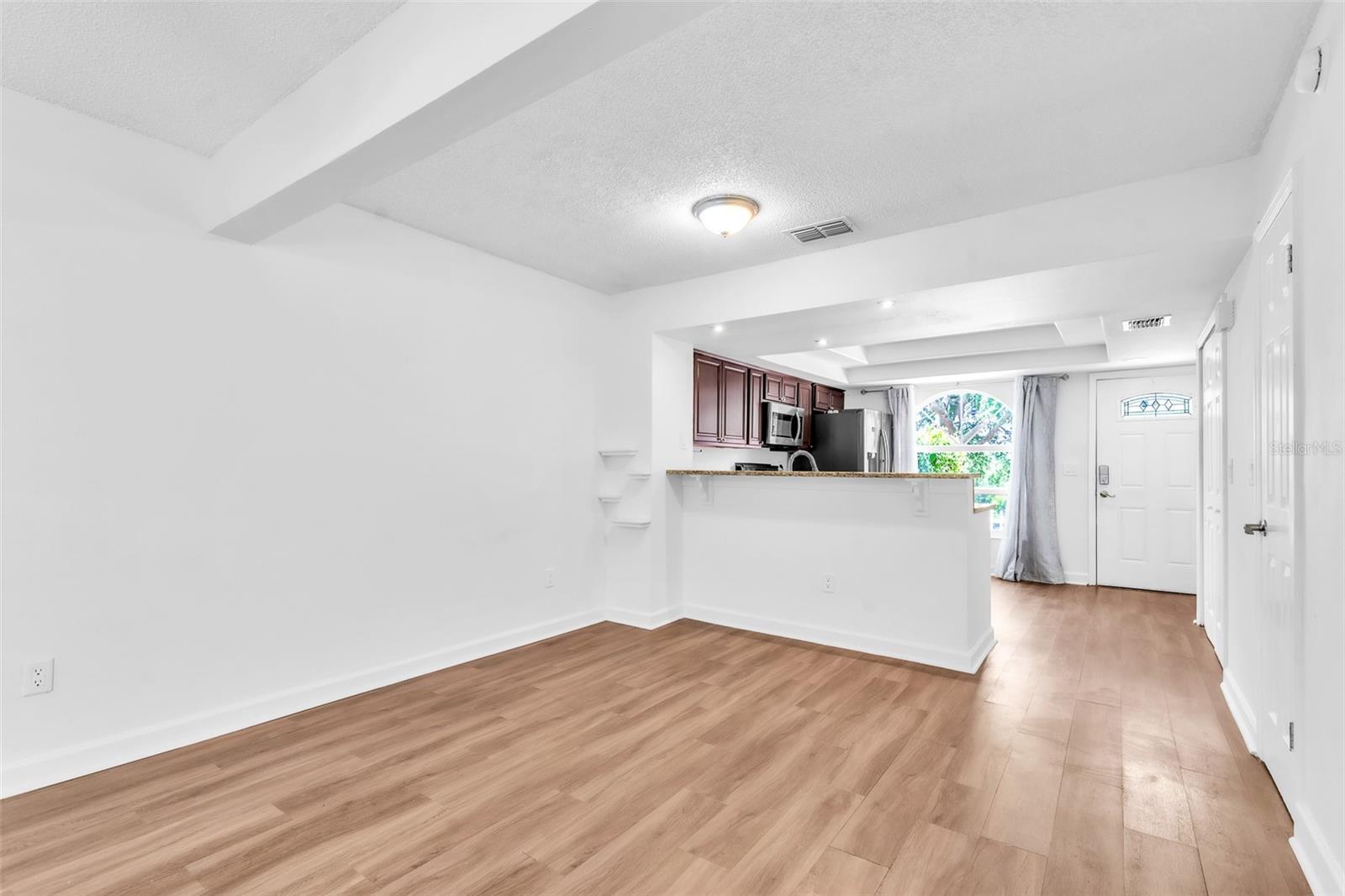 3303 BRIGADOON DR — photo 10