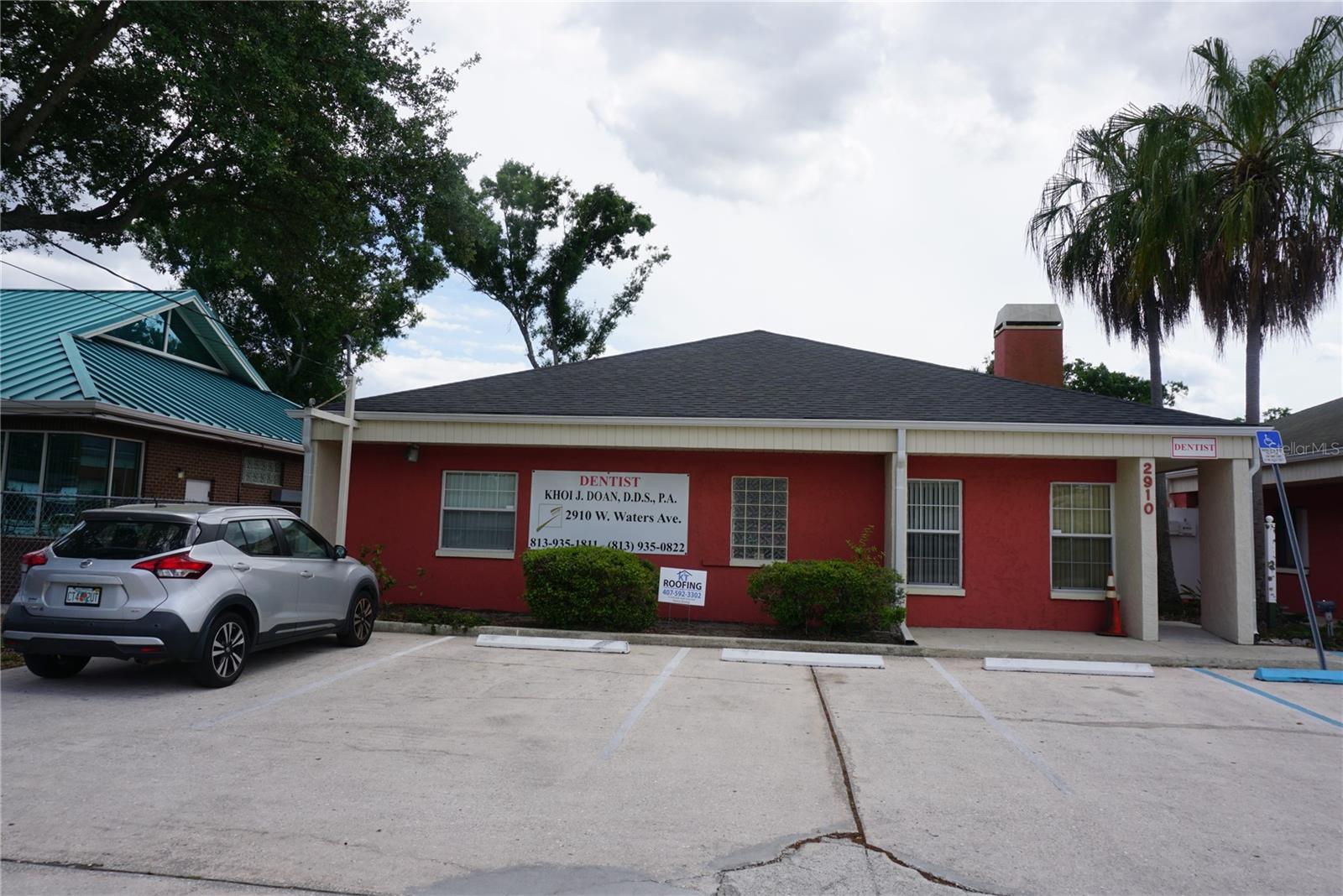 2910 & 2912 W WATERS AVE — photo 16