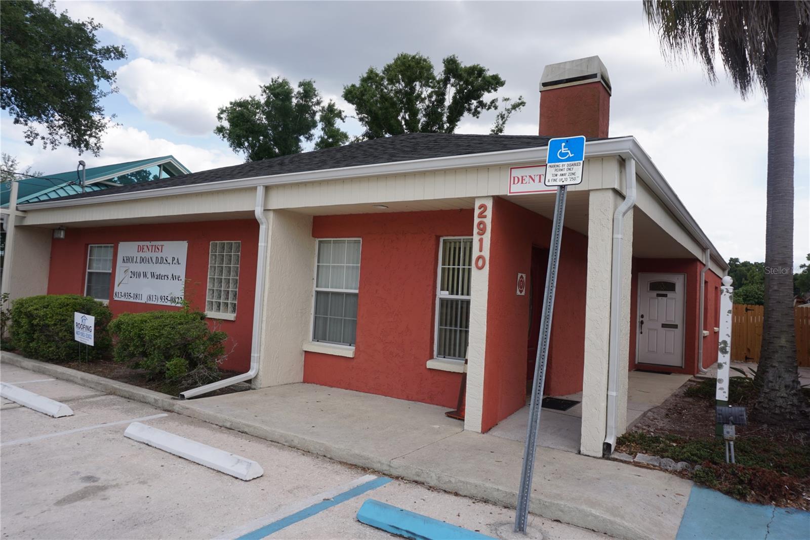 2910 & 2912 W WATERS AVE — photo 17