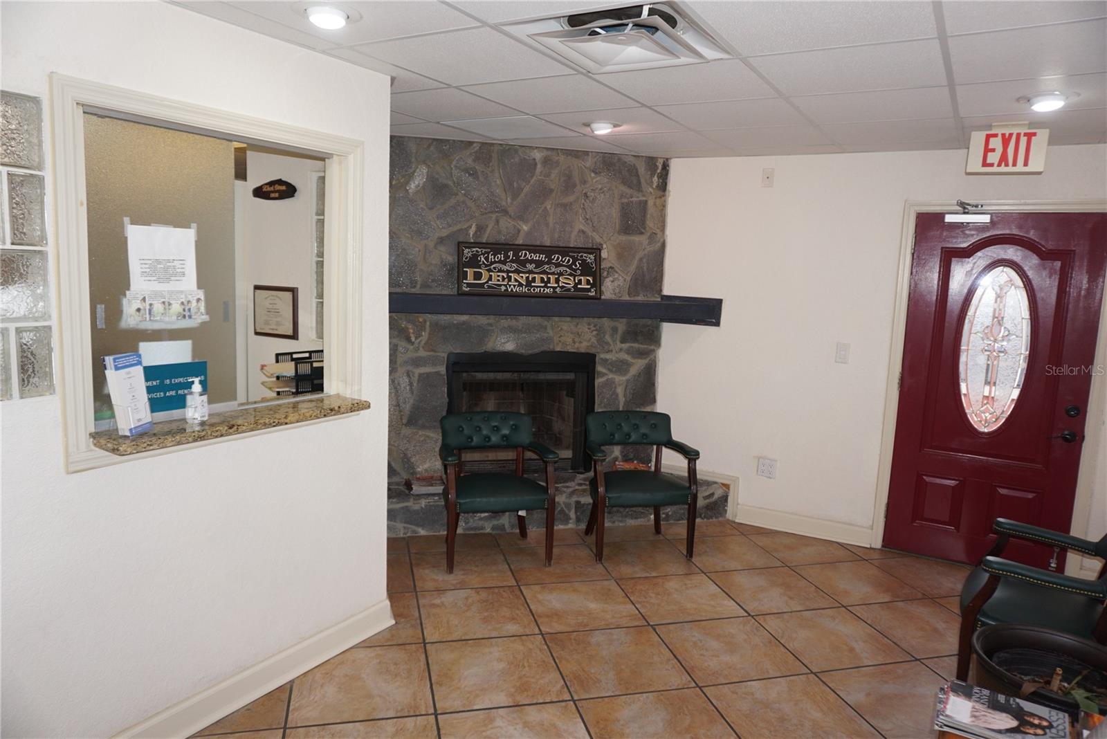 2910 & 2912 W WATERS AVE — photo 5