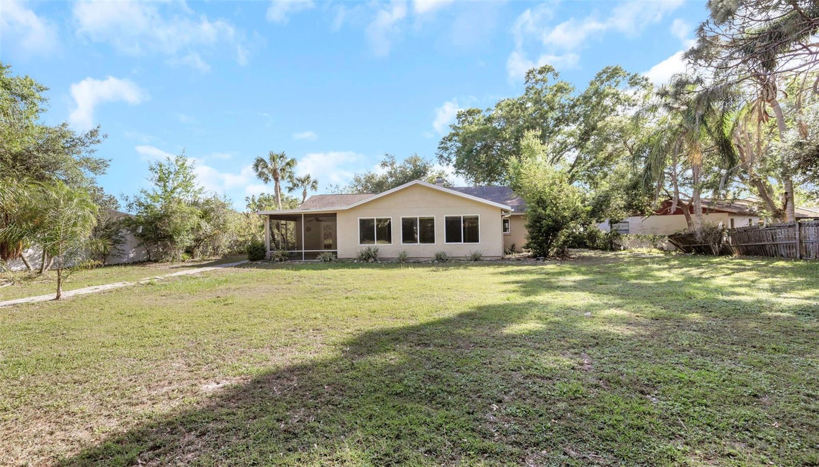 4101 WINDTREE DR — photo 4
