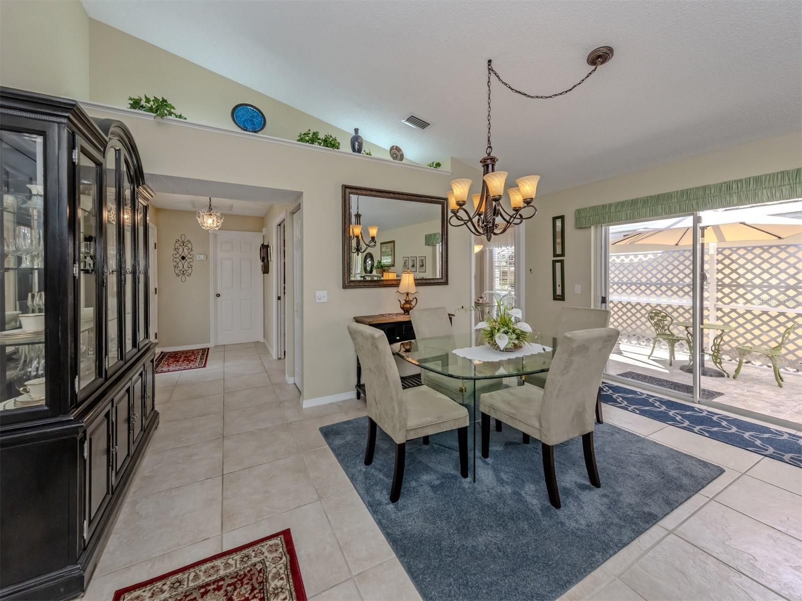 525 CLUBSIDE CIR #53 — photo 8