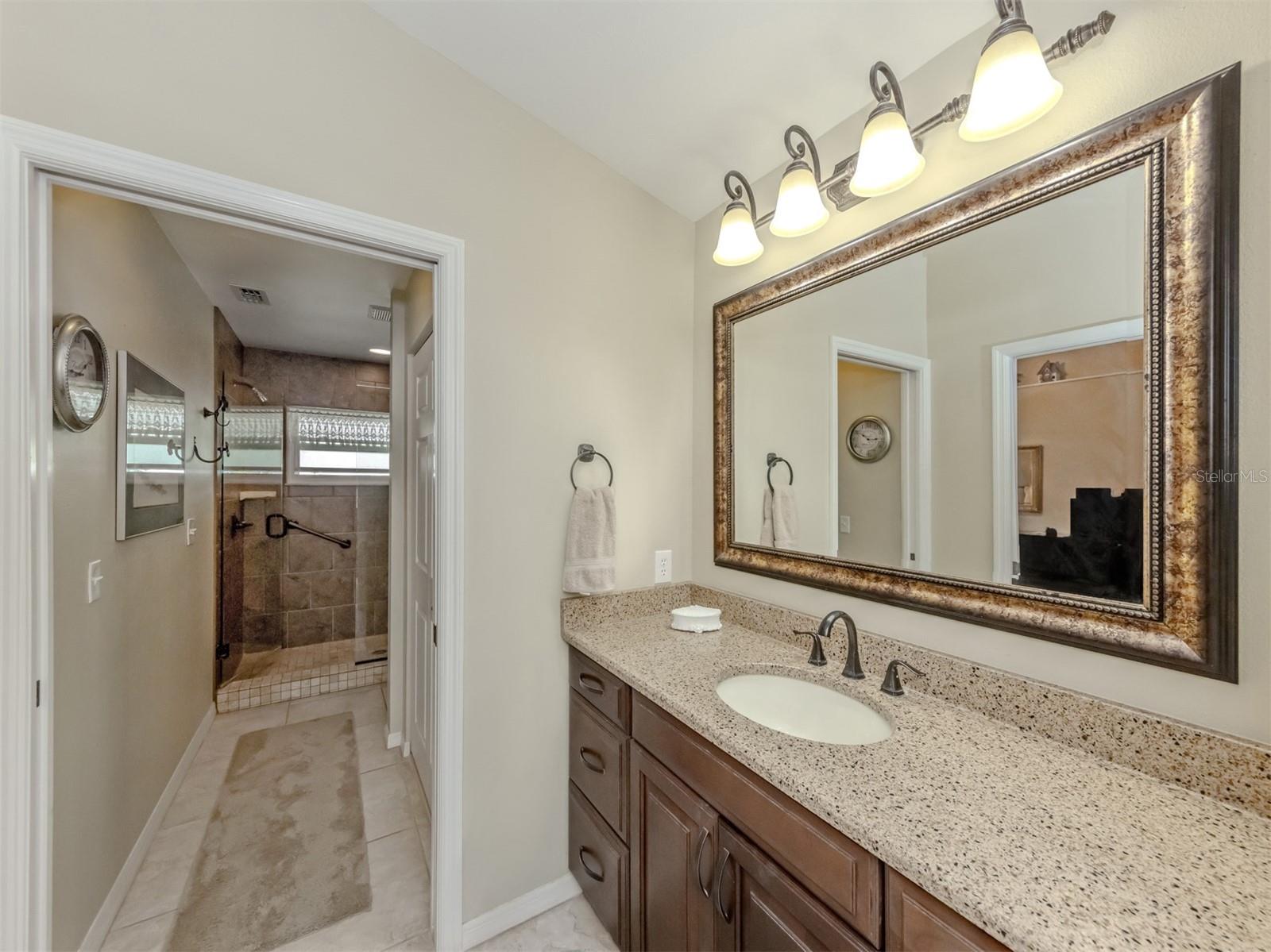 525 CLUBSIDE CIR #53 — photo 21